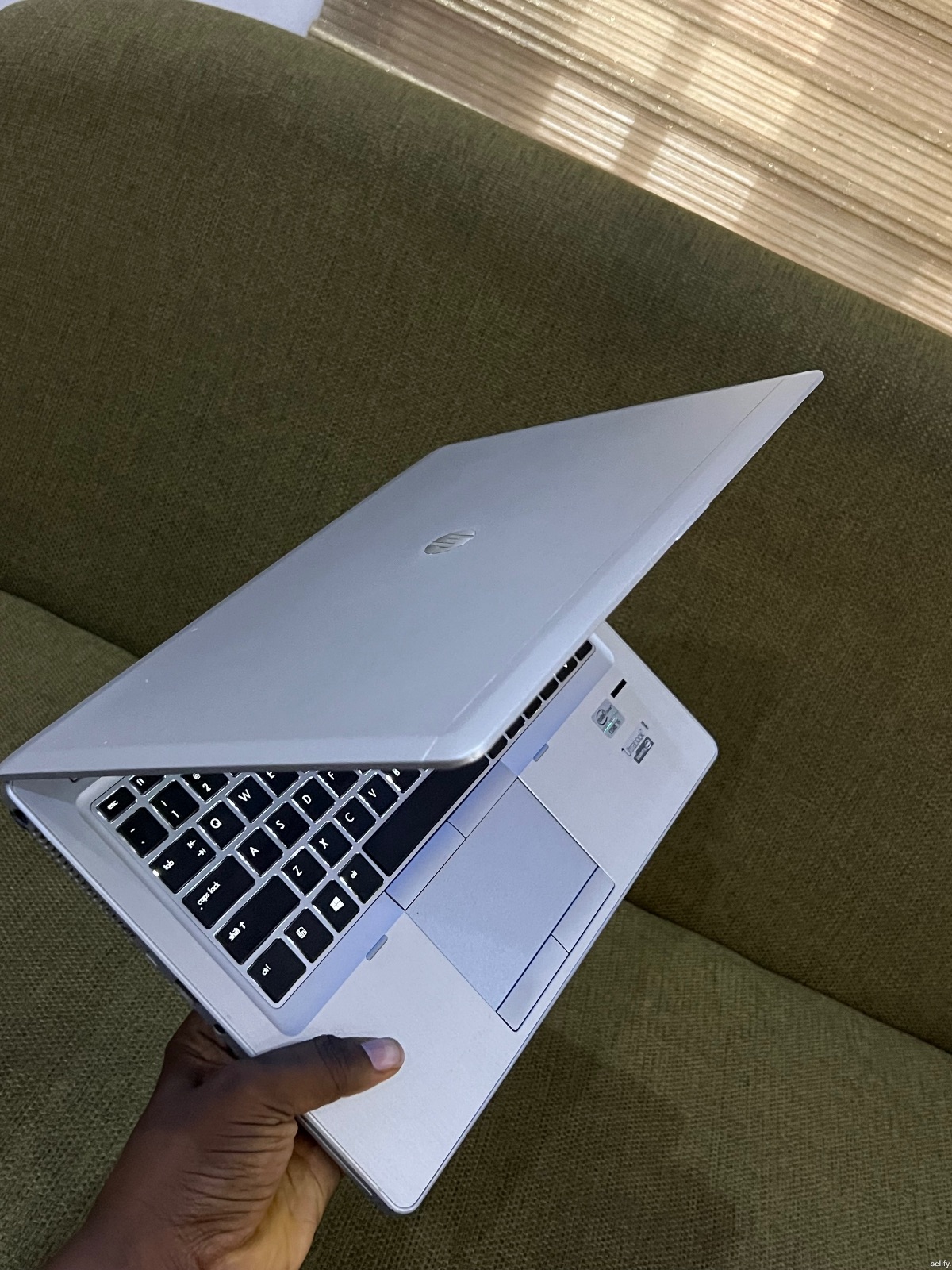 HP EliteBook 9470m London Used – 8GB RAM, 500GB HDD, Keyboard Light thumbnail 2