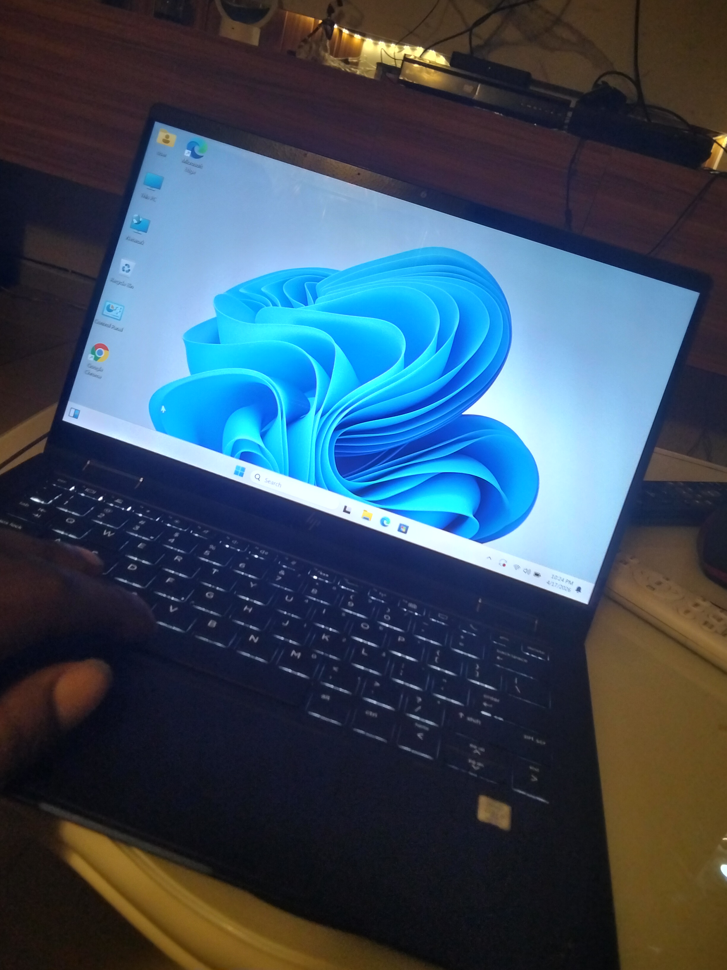 Hp elite dragonfly thumbnail 3
