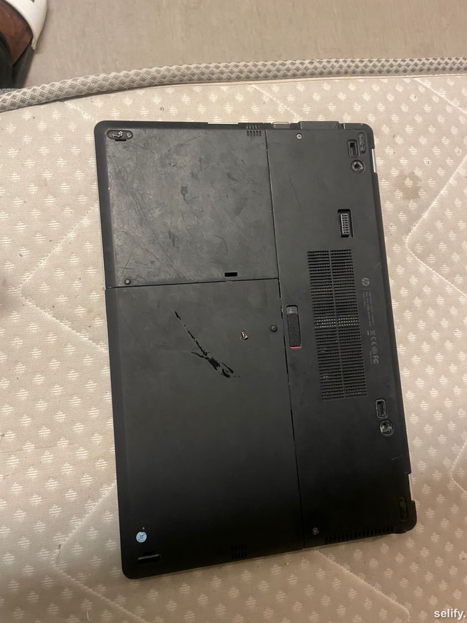 HP EliteBook 830 G5 London Used – Original Charger Included thumbnail 4