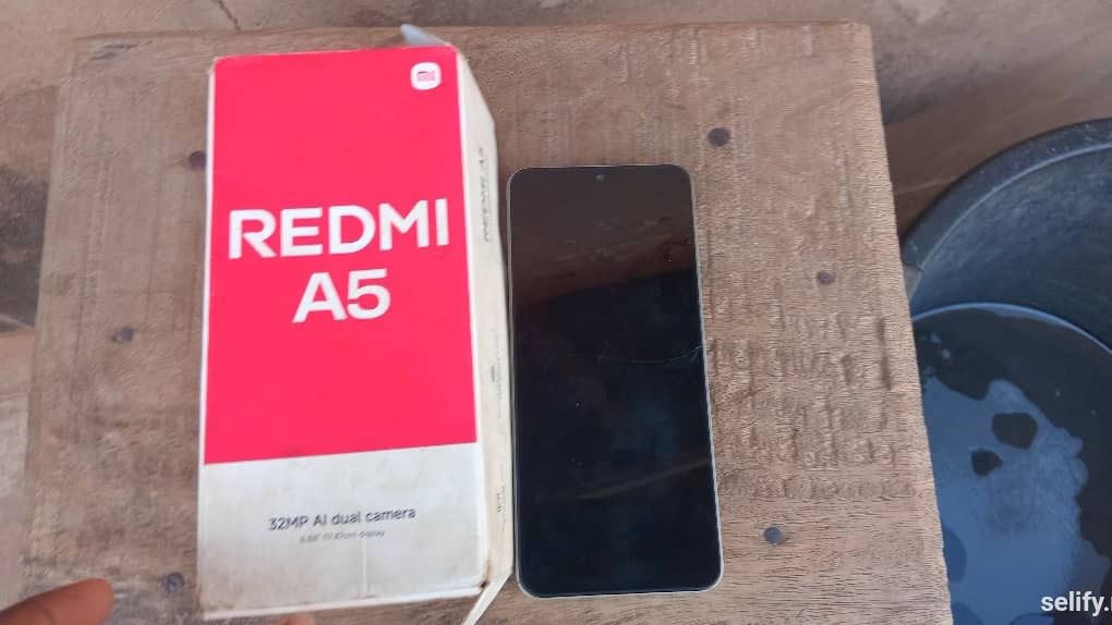 Redmi A5 4GB RAM London Used – Original Charger Included thumbnail 2