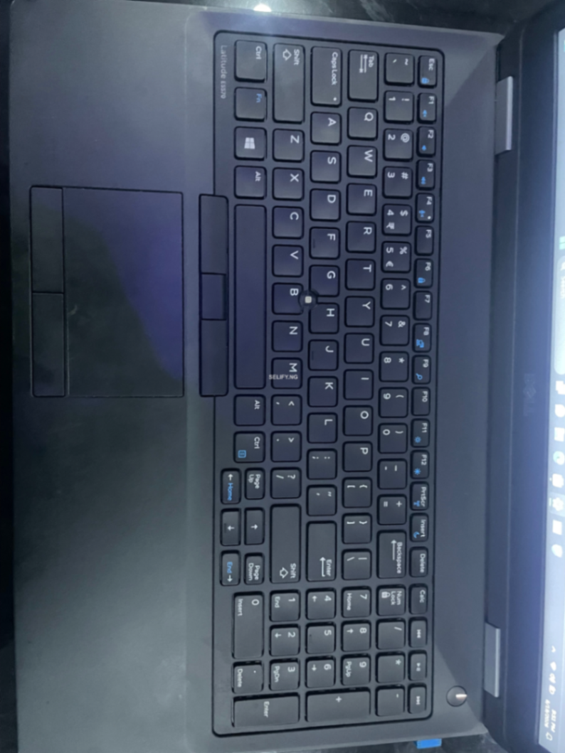Dell Latitude E5570 London Used – 4GB RAM, 750GB SSD, Business Laptop thumbnail 4