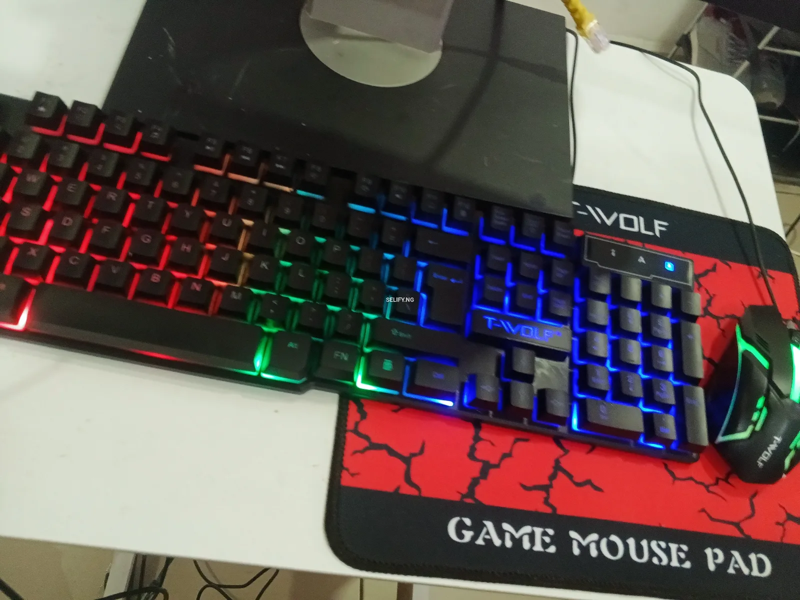 HP 3050 Gaming PC – Complete Setup with Monitor, Keyboard & Mouse