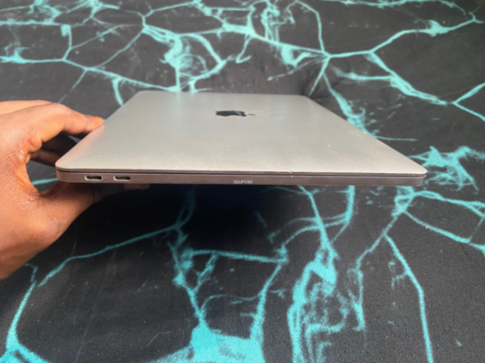 2017 London Used MacBook Pro – Original Charger & Accessories thumbnail 2