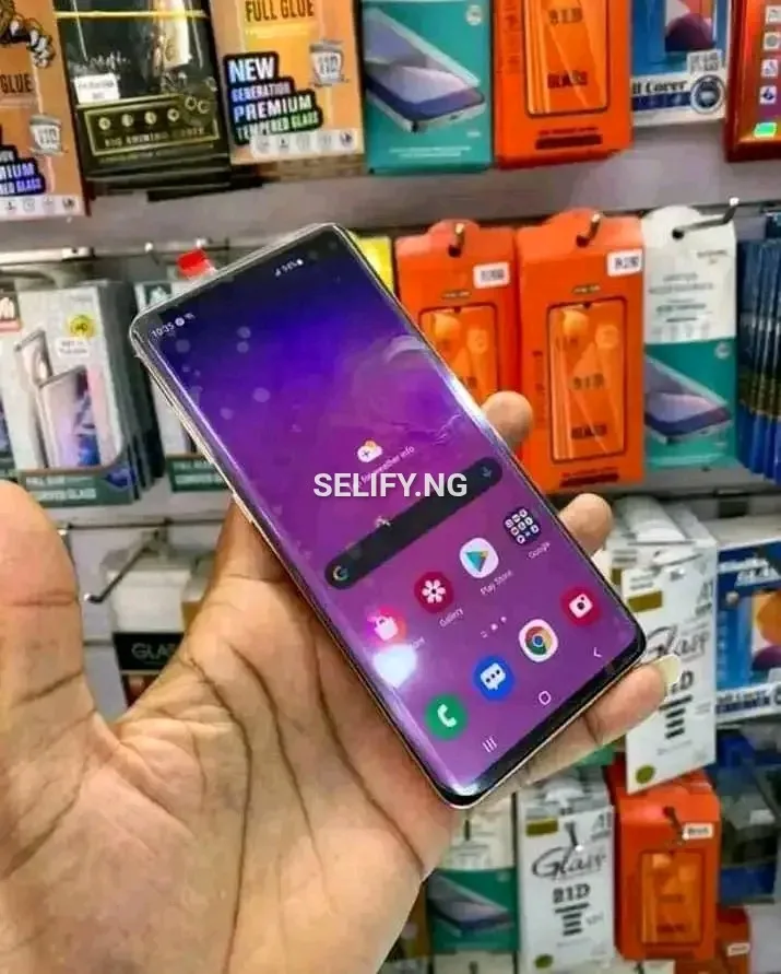 Samsung galaxy S10 plus 256Gb  thumbnail 2