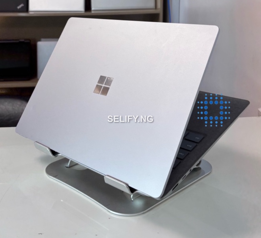 Microsoft Surface Laptop 4 13.5” Touchscreen – Ryzen 5, 8GB RAM, 256GB SSD