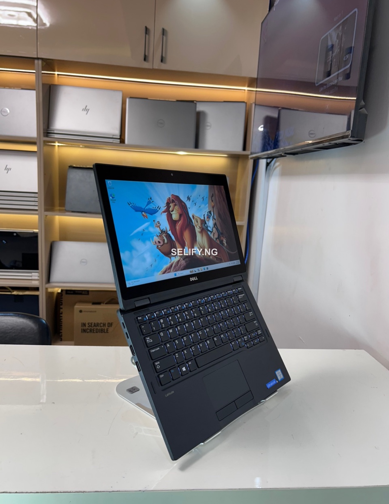 Dell Latitude 5289 2-in-1 Touchscreen – 8GB RAM, 256GB SSD thumbnail 3