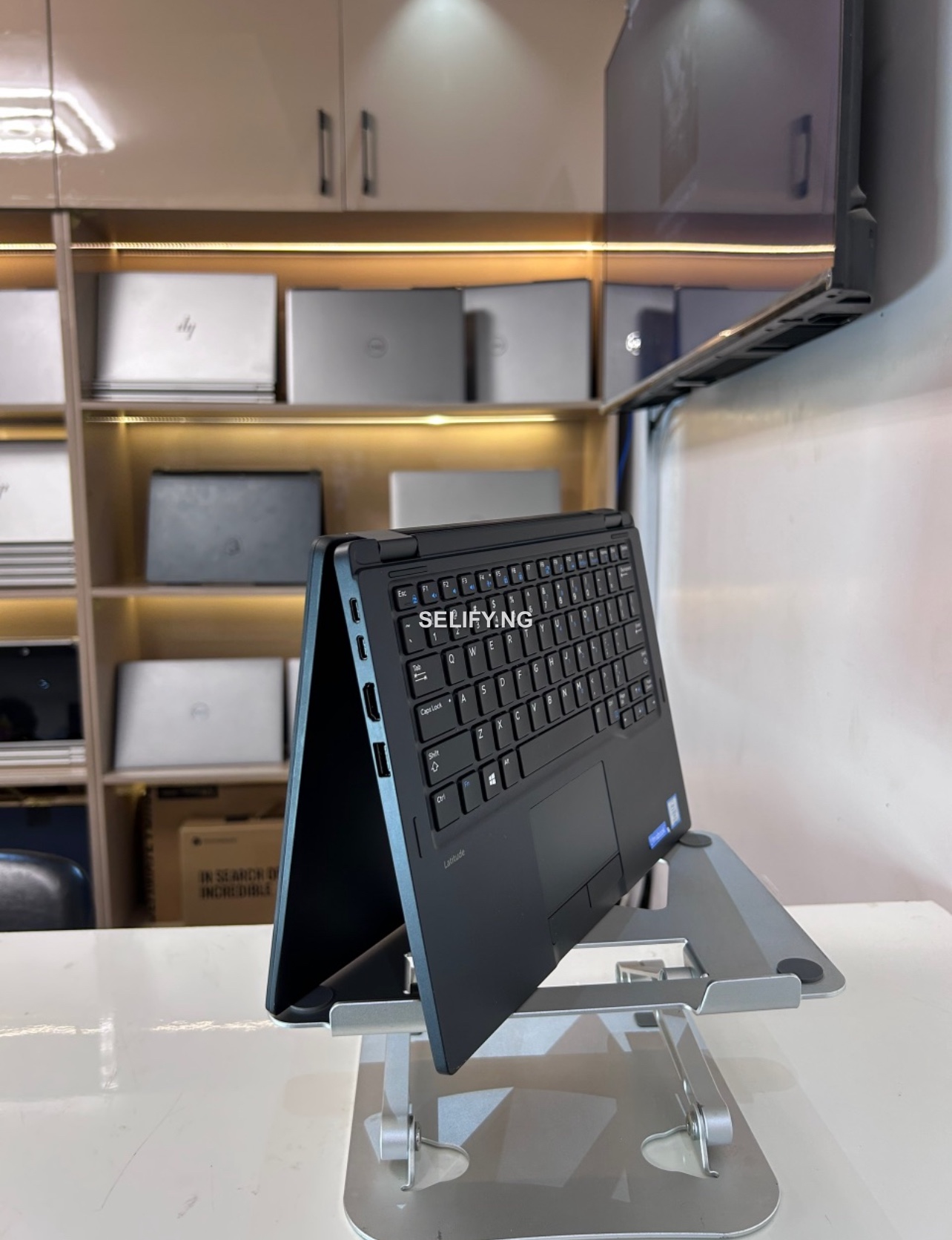Dell Latitude 5289 2-in-1 Touchscreen – 8GB RAM, 256GB SSD thumbnail 4