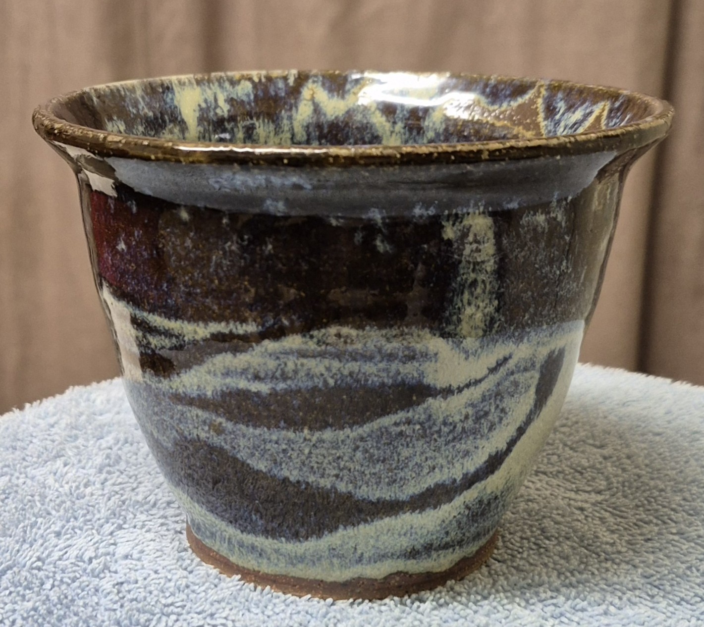 Handcrafted pottery by Estelle Pieters