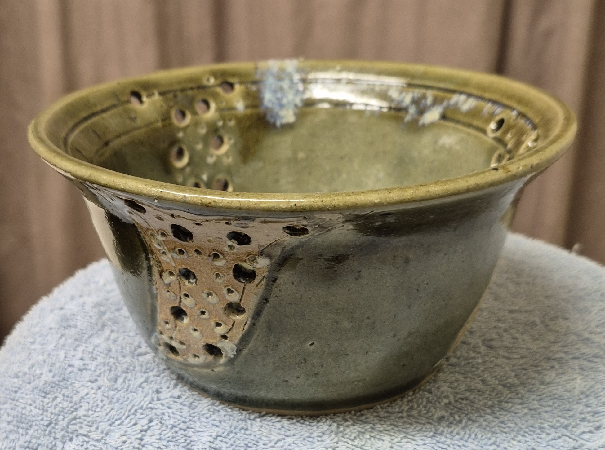 Handcrafted pottery by Estelle Pieters