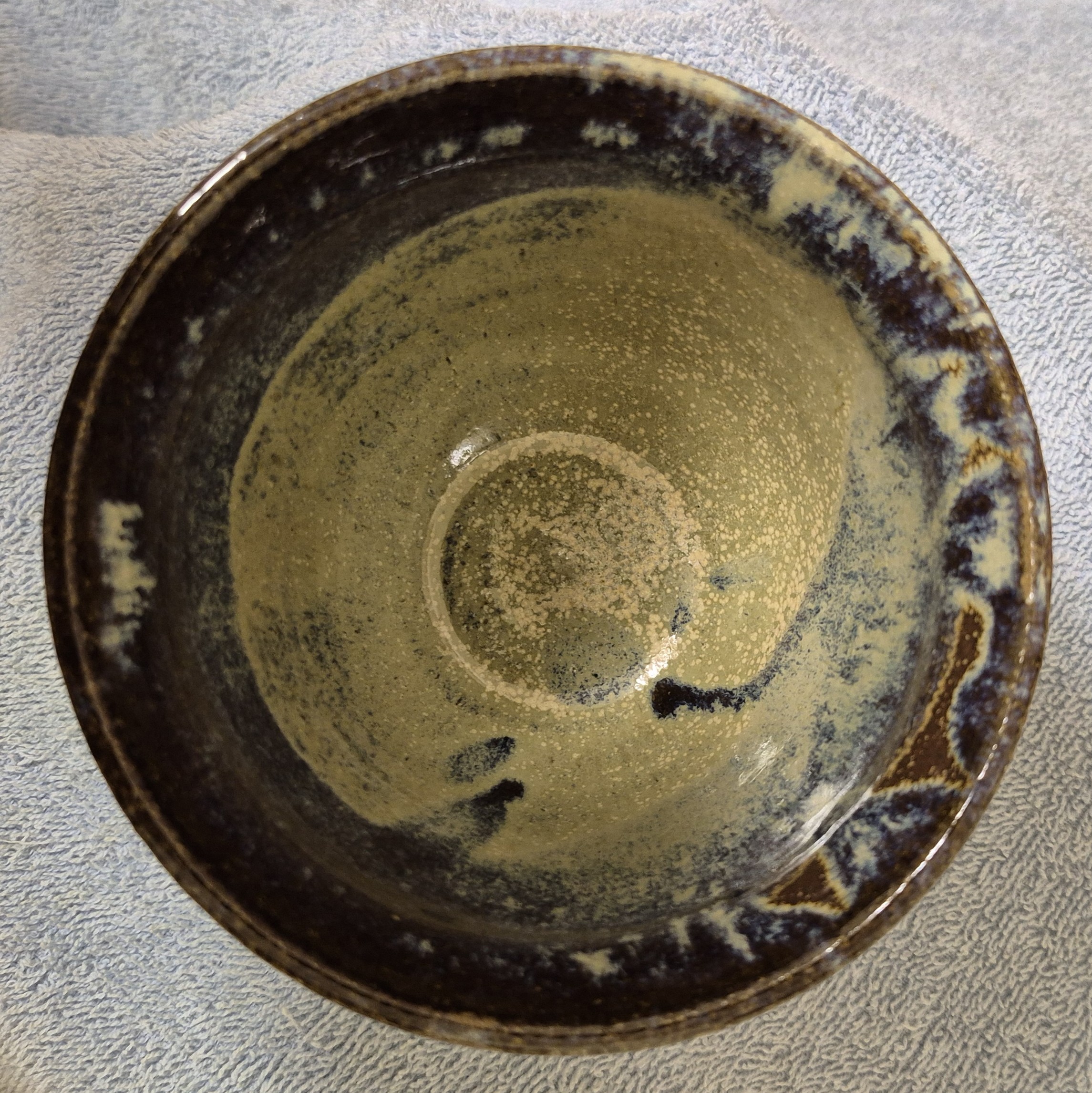 Handcrafted pottery by Estelle Pieters
