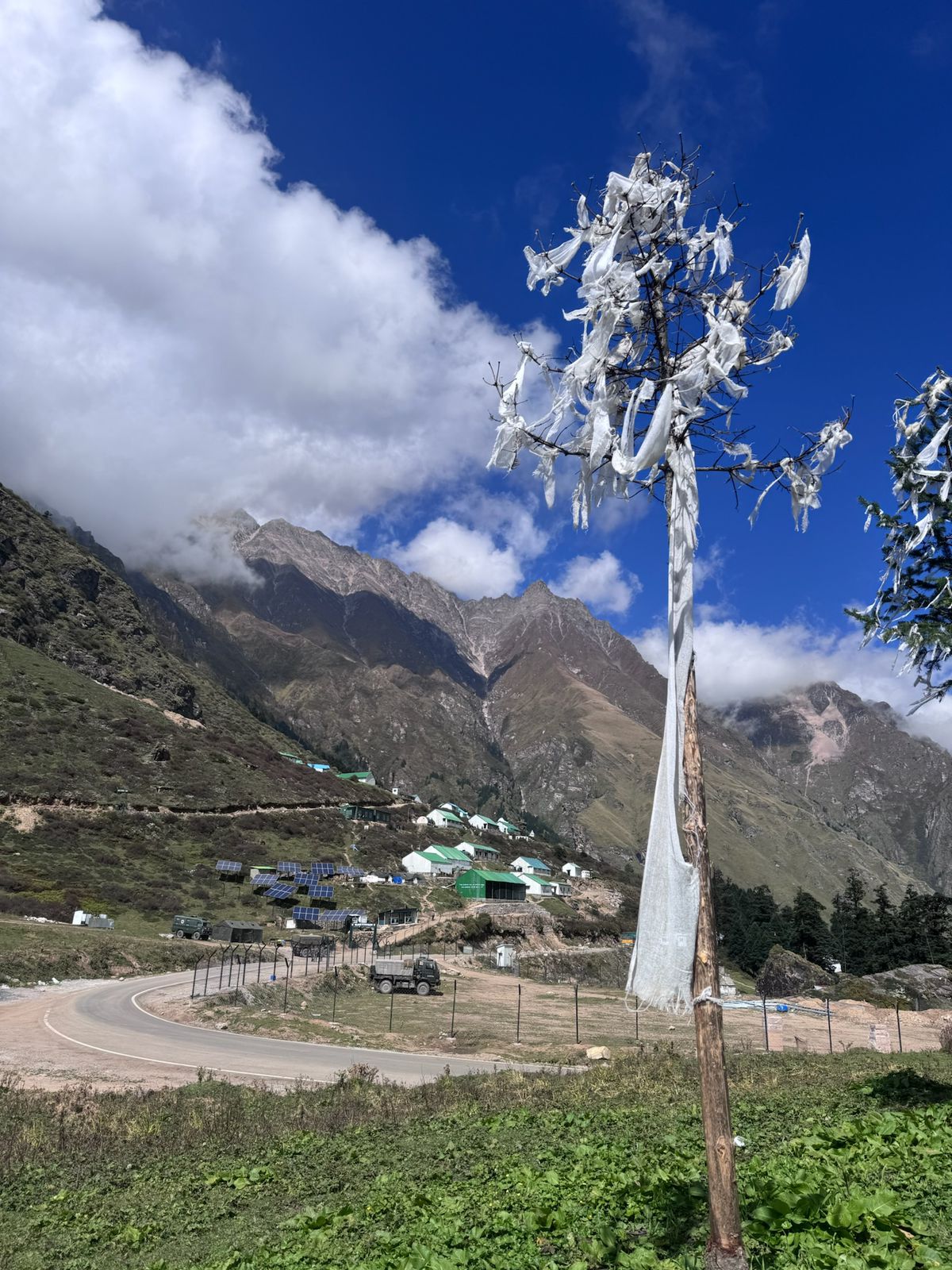 Himalayan mountain range panorama