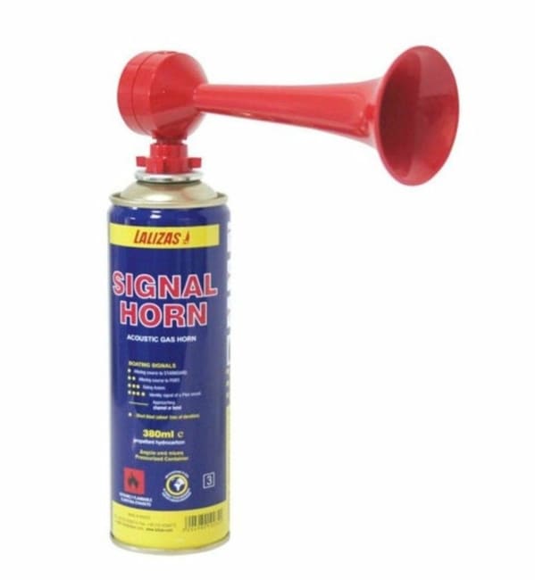 Acoustic horn, gas-operated