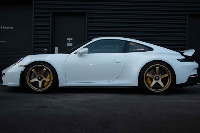 Automotive shot 5550