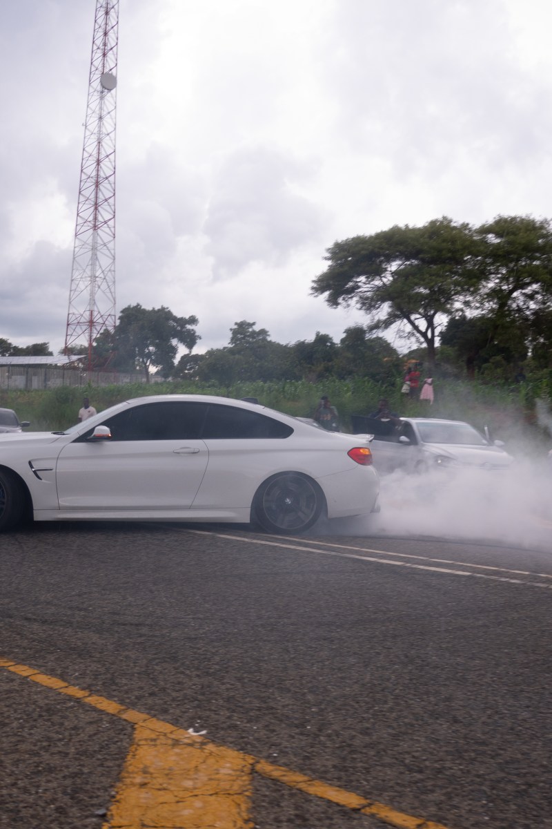 Automotive shot DSC 1159