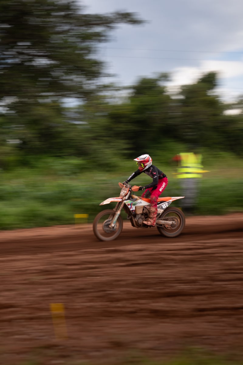 Automotive shot DSC 3988