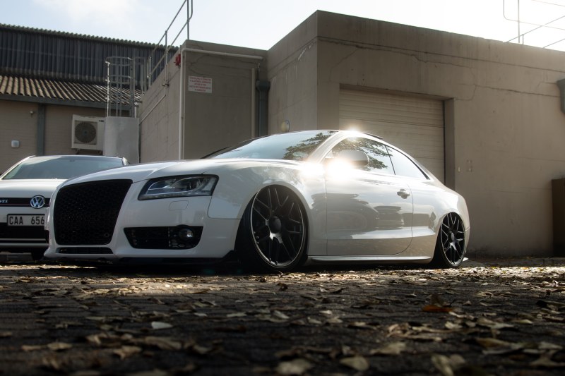 Automotive shot MG 9851