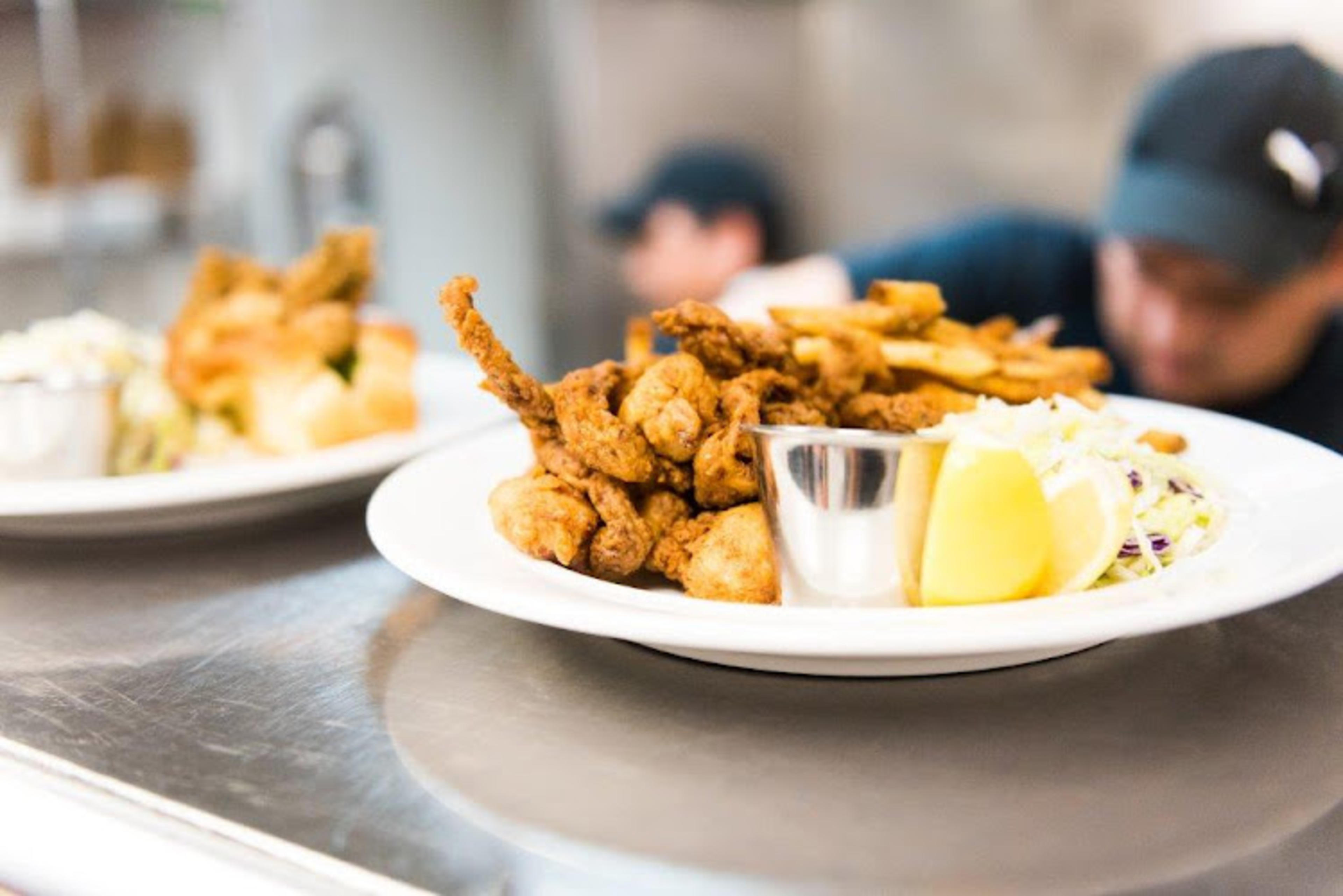 Hank's Oyster Bar