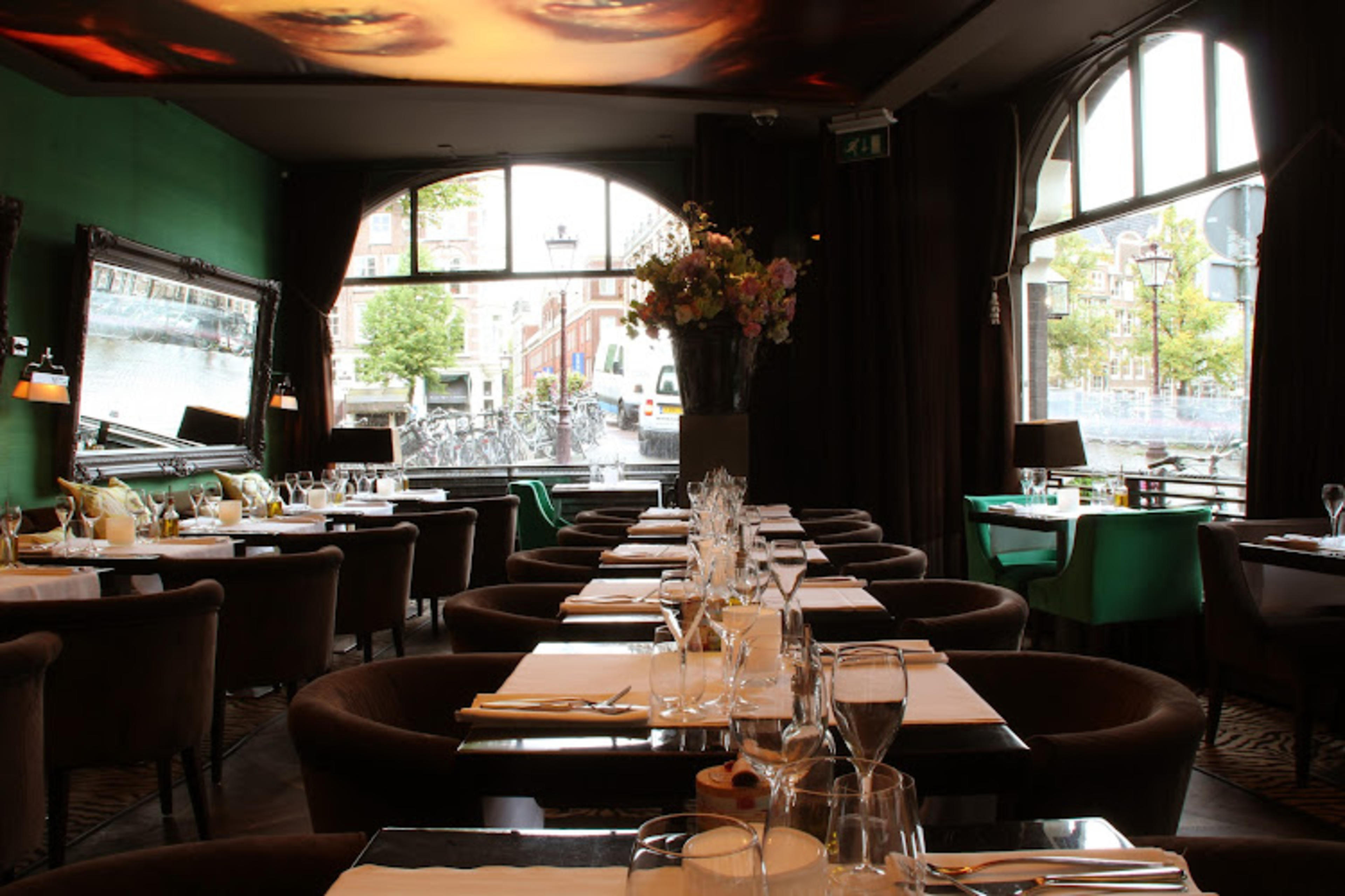 Restaurant Red