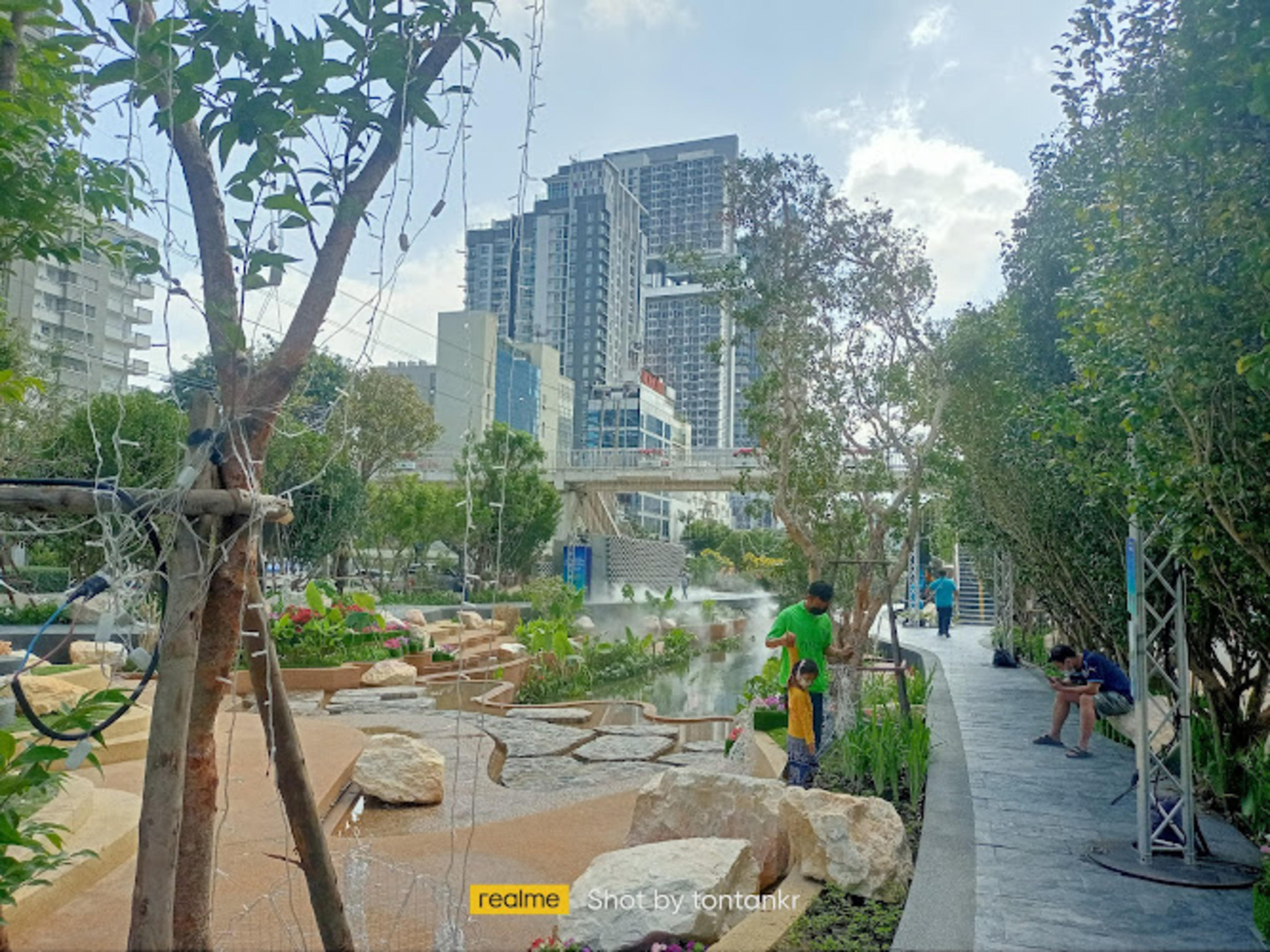 Chong Nonsi Canal Park