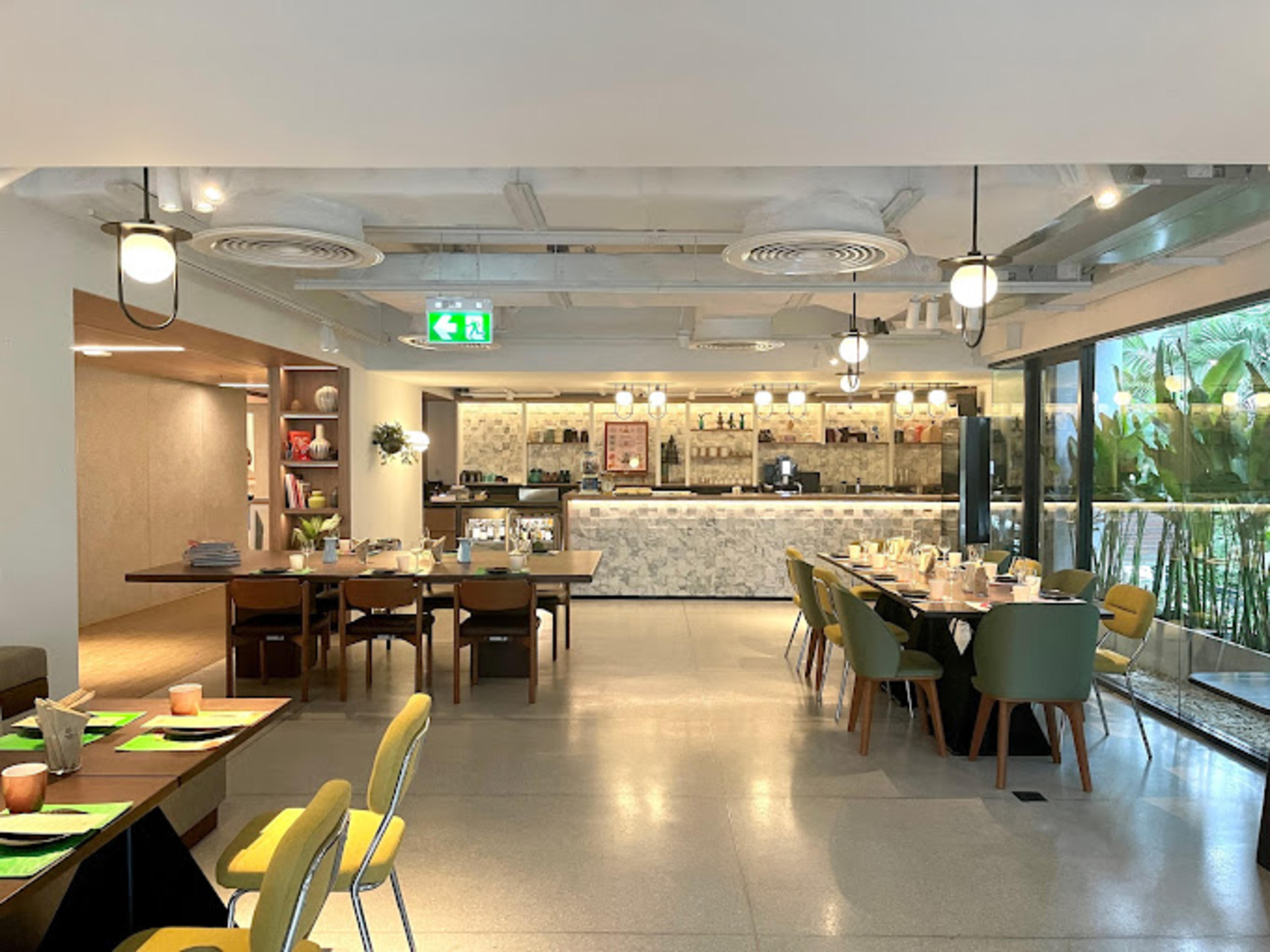 Err Urban Rustic Sathorn