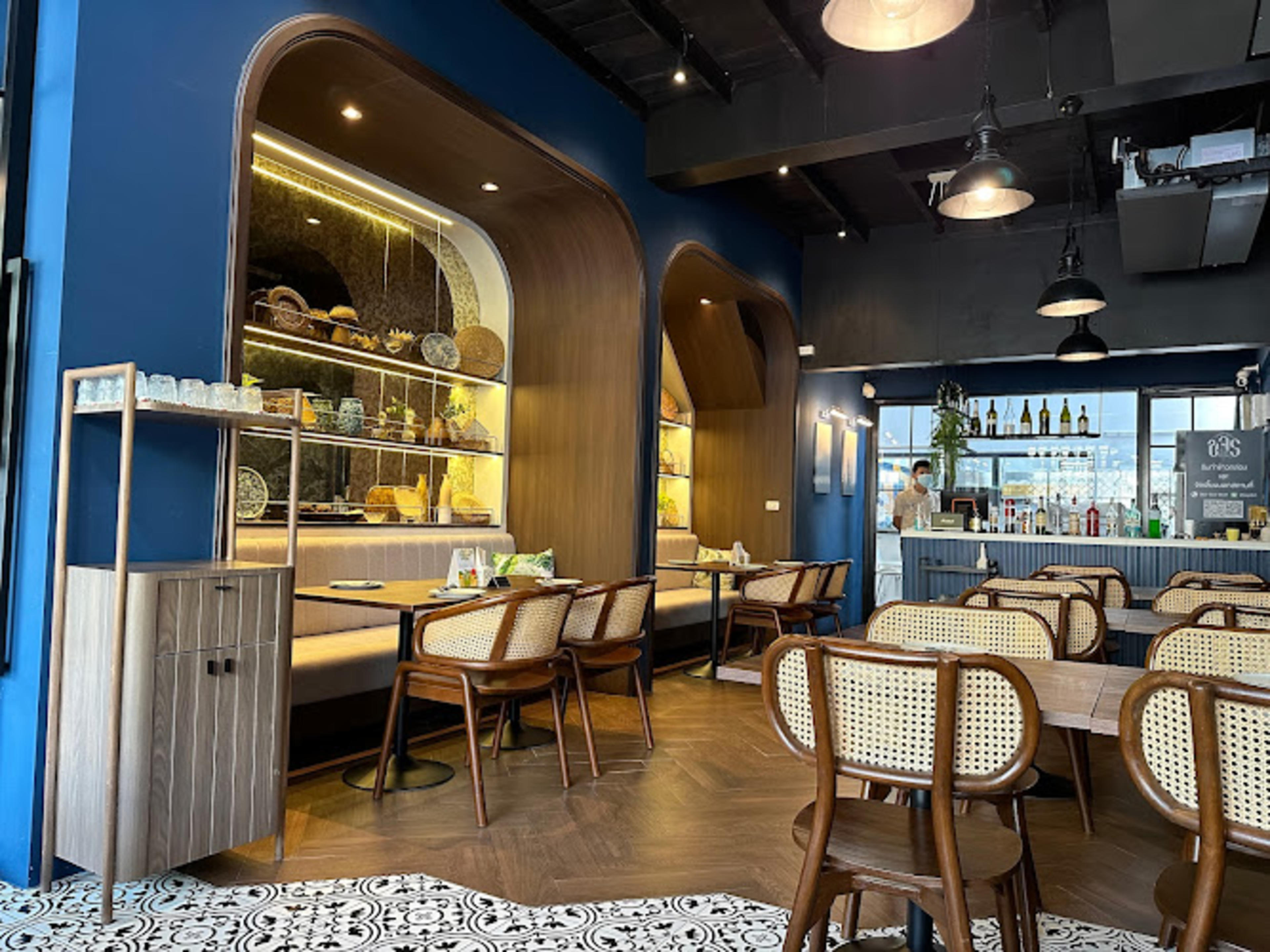 ร้านขจร | Kajohn Authentic Southern Thai Cuisine