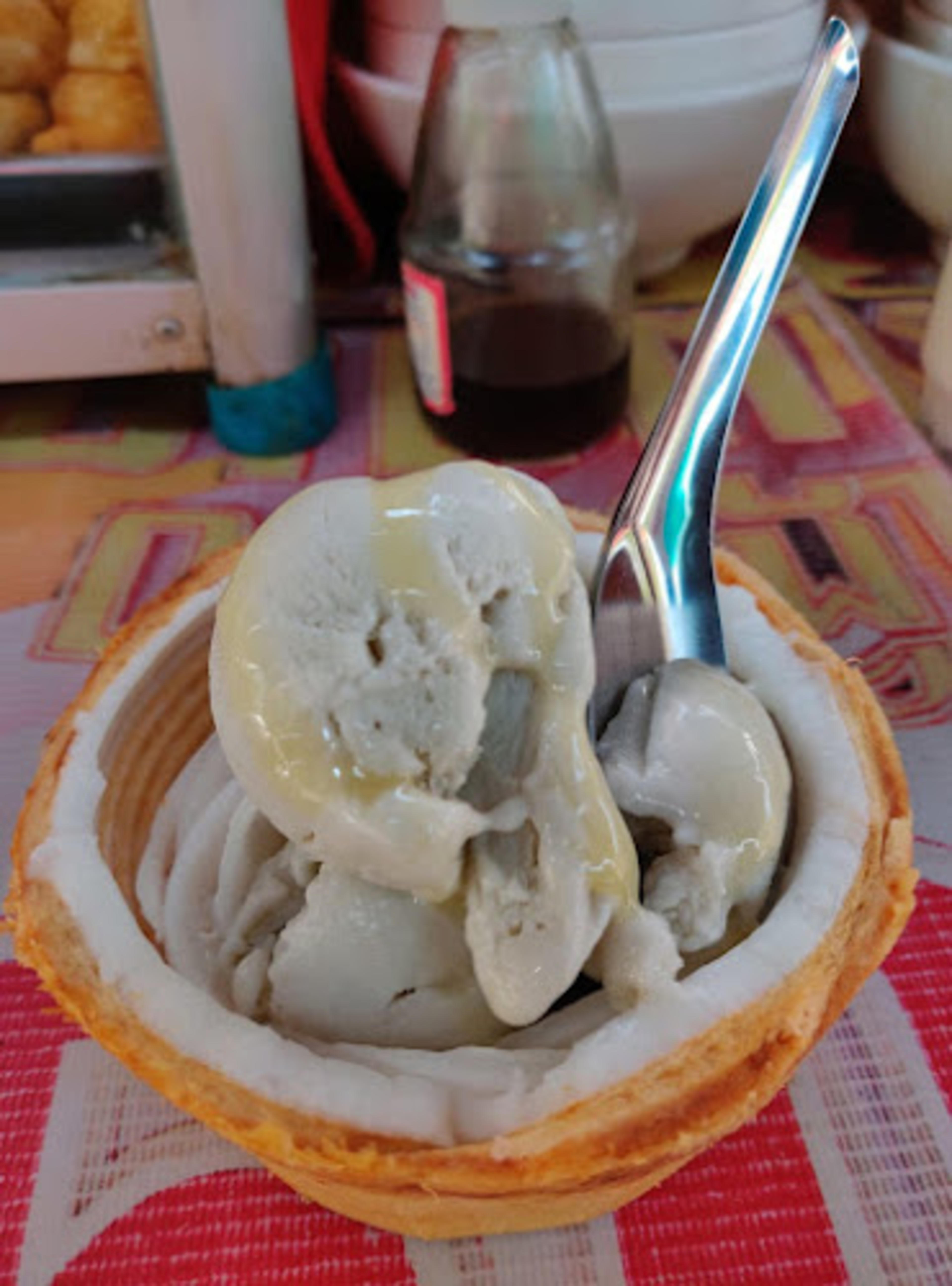 Coconut ice cream
