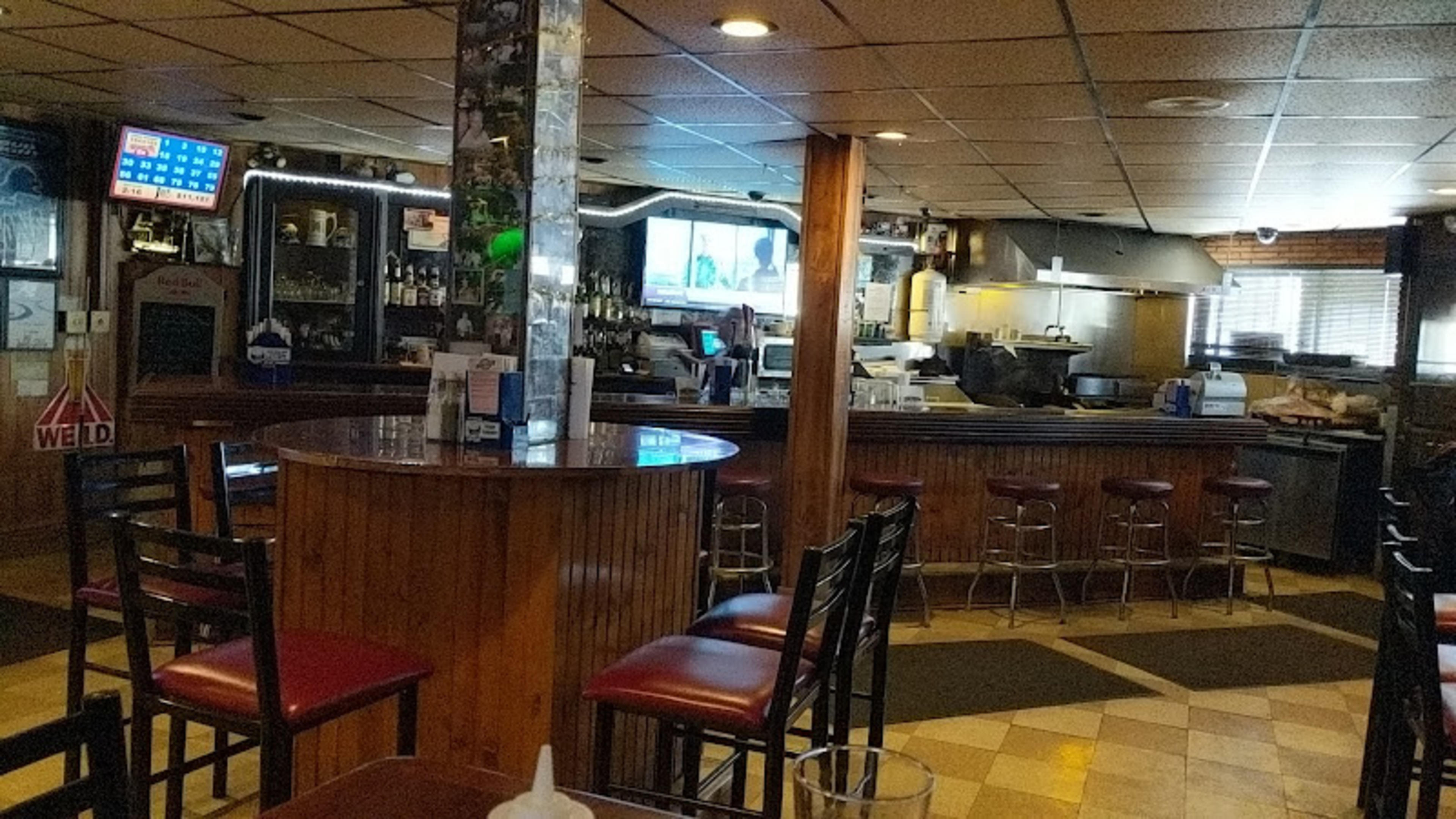 Grand Crossing Bar & Grill