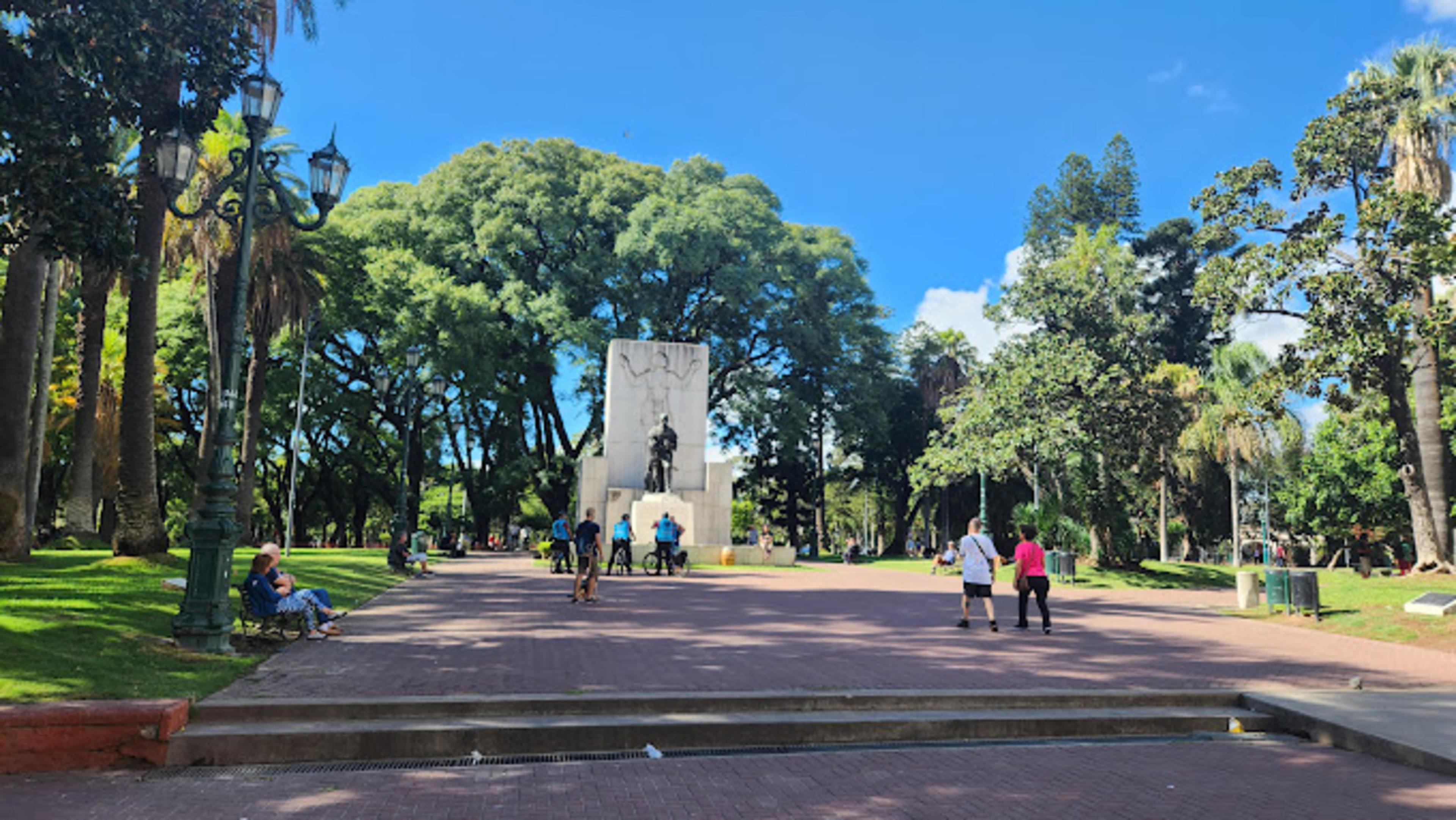 Parque Lezama