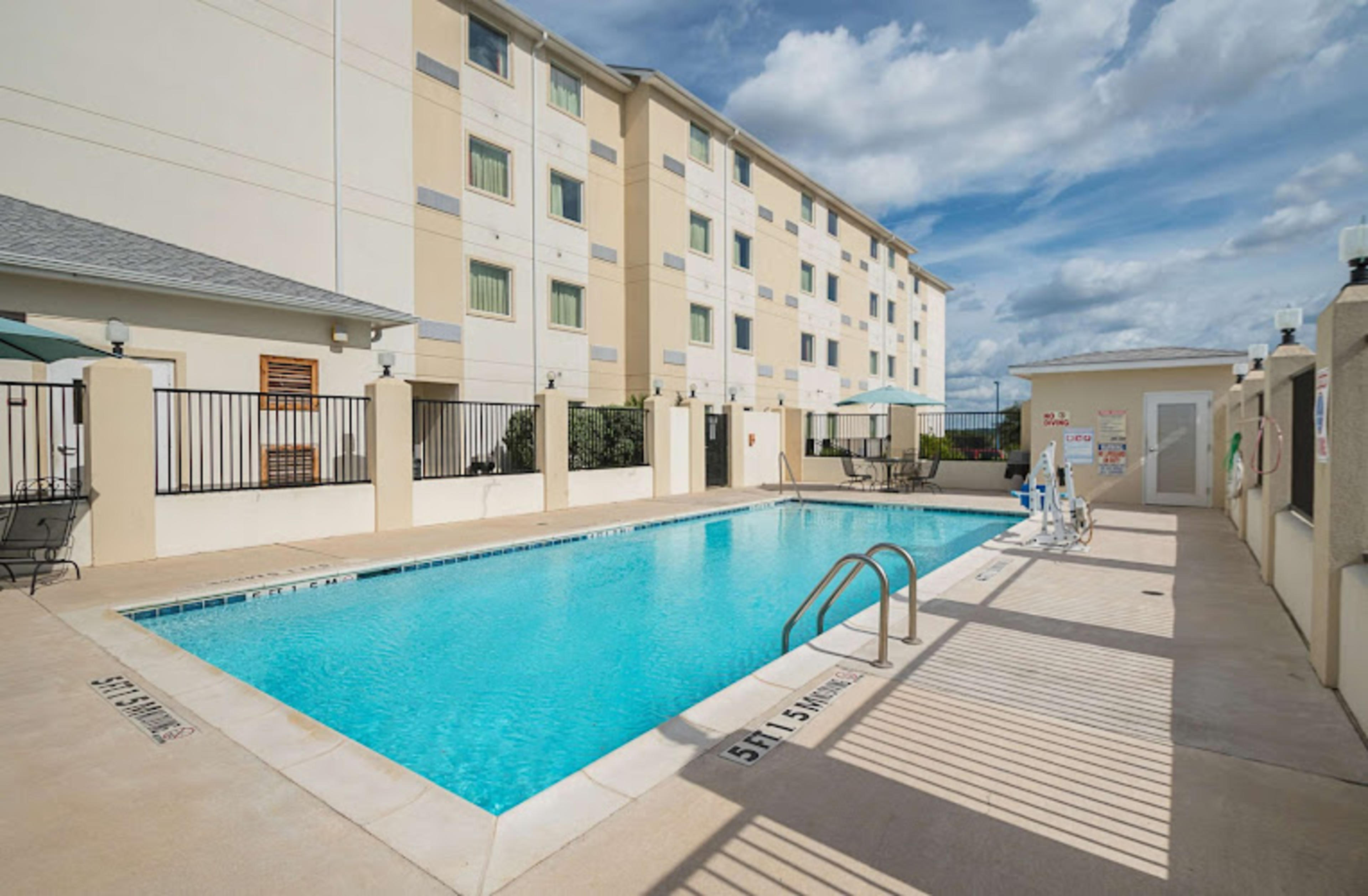 Motel 6 Marble Falls, TX