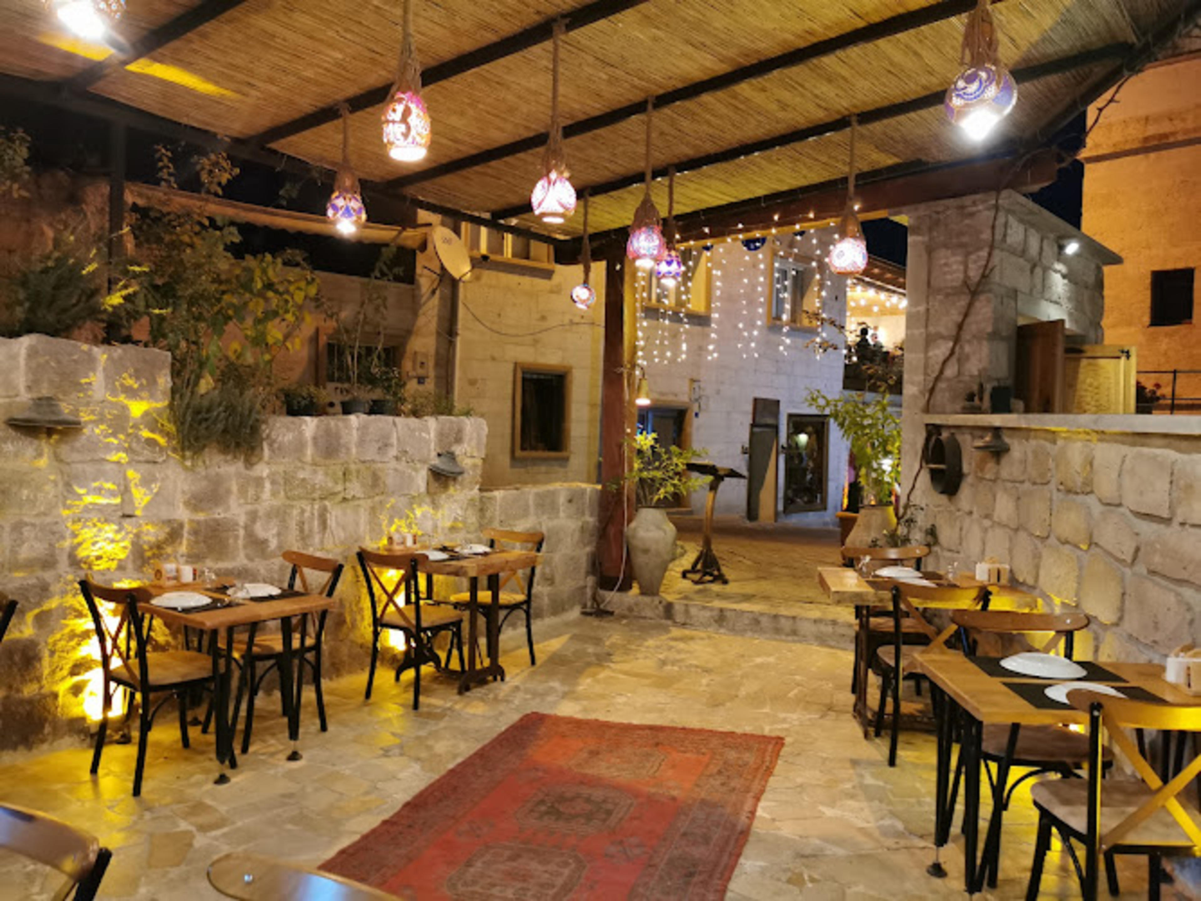 İnci Cave Restaurant