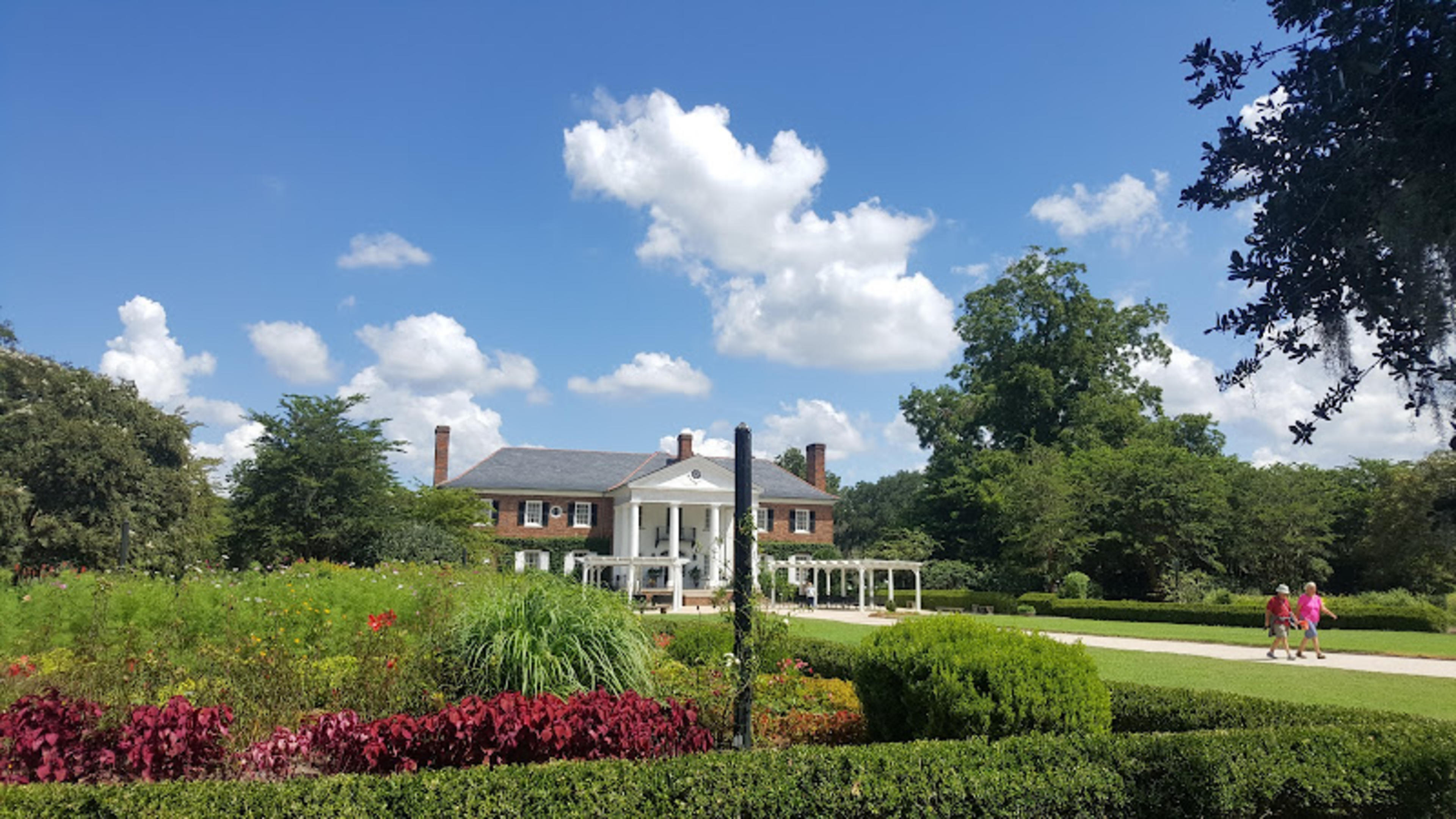 Boone Hall Plantation & Gardens