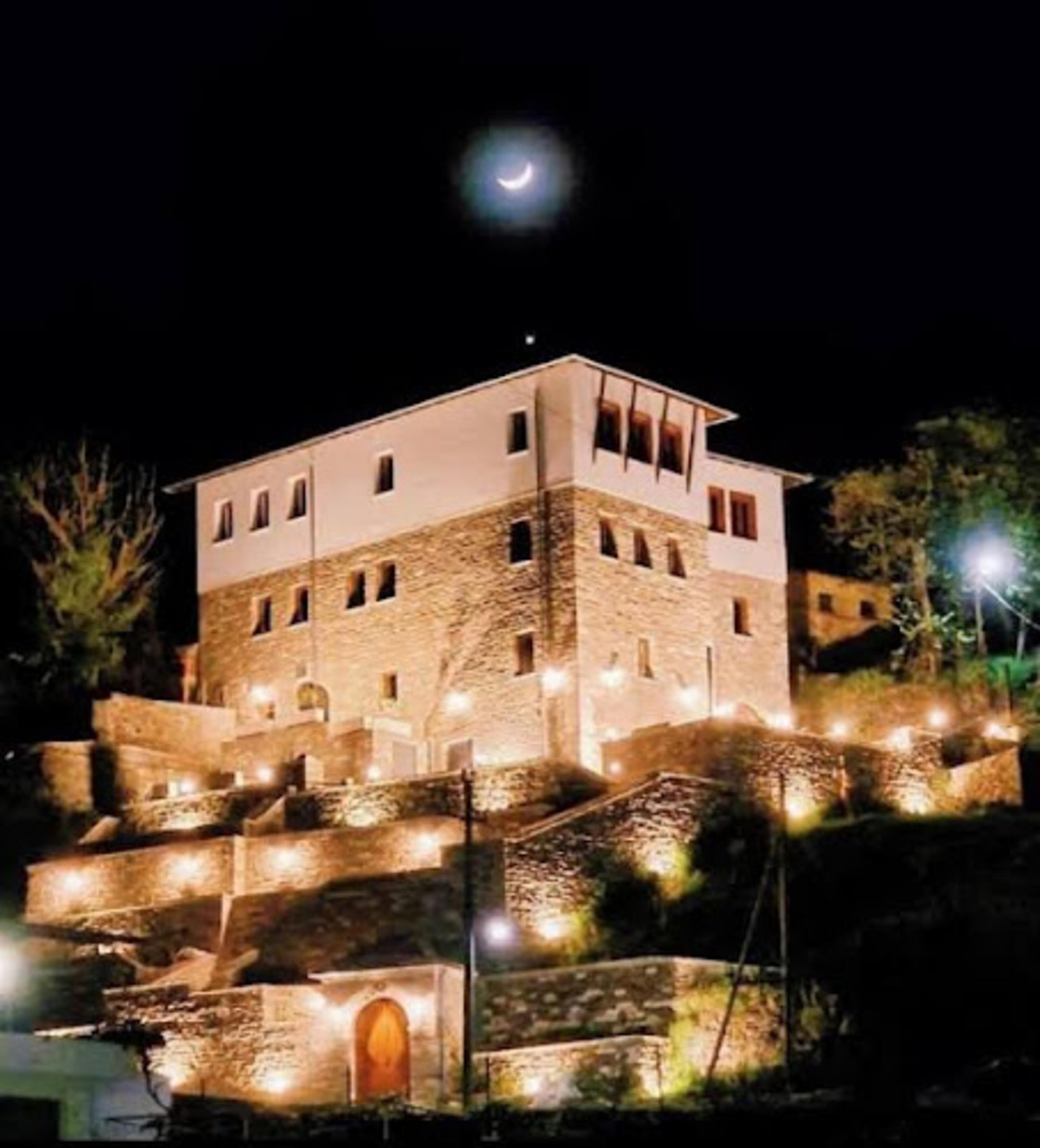 The Stone Sky hotel & restaurant