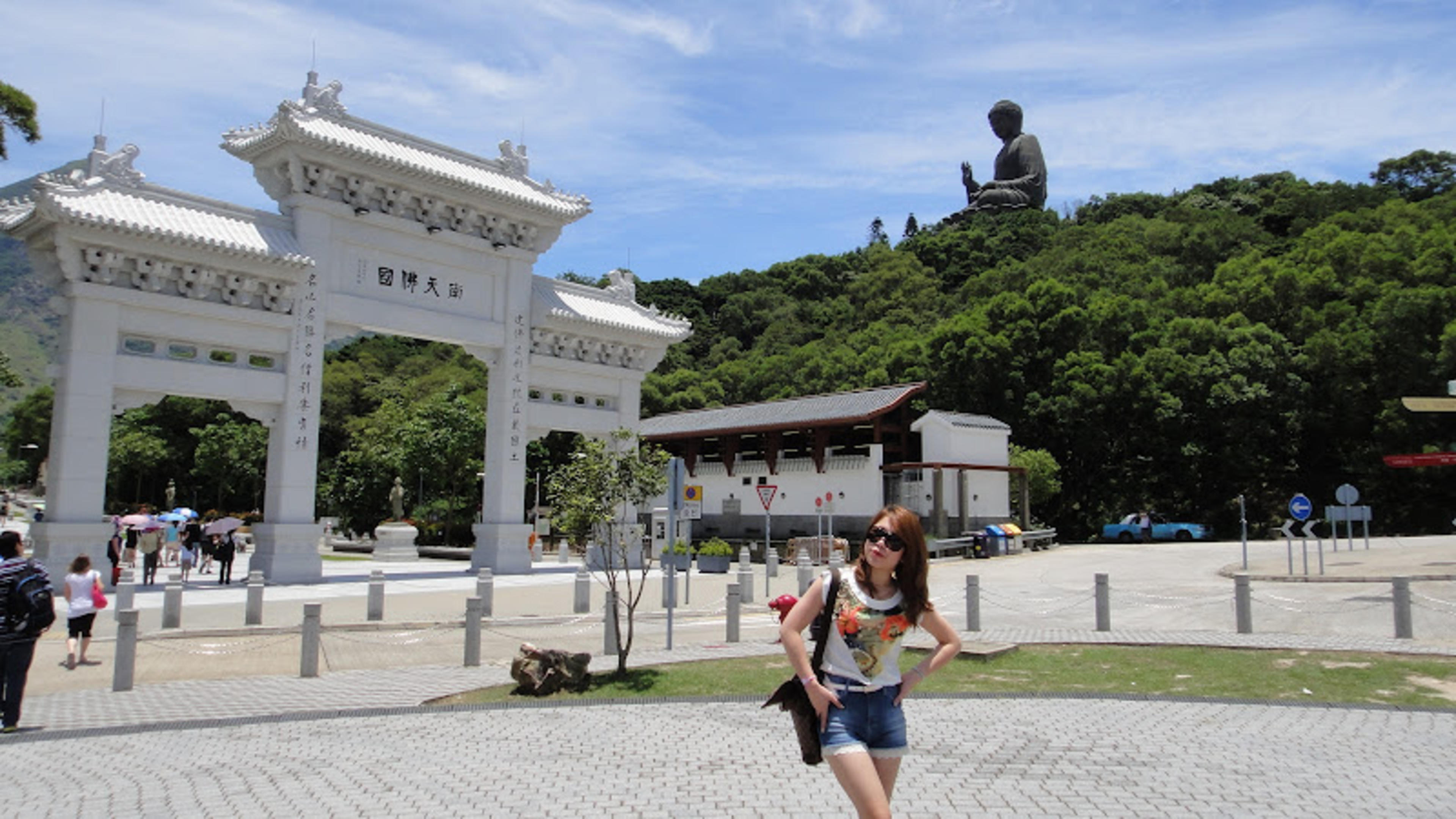 Tian Tan Buddha