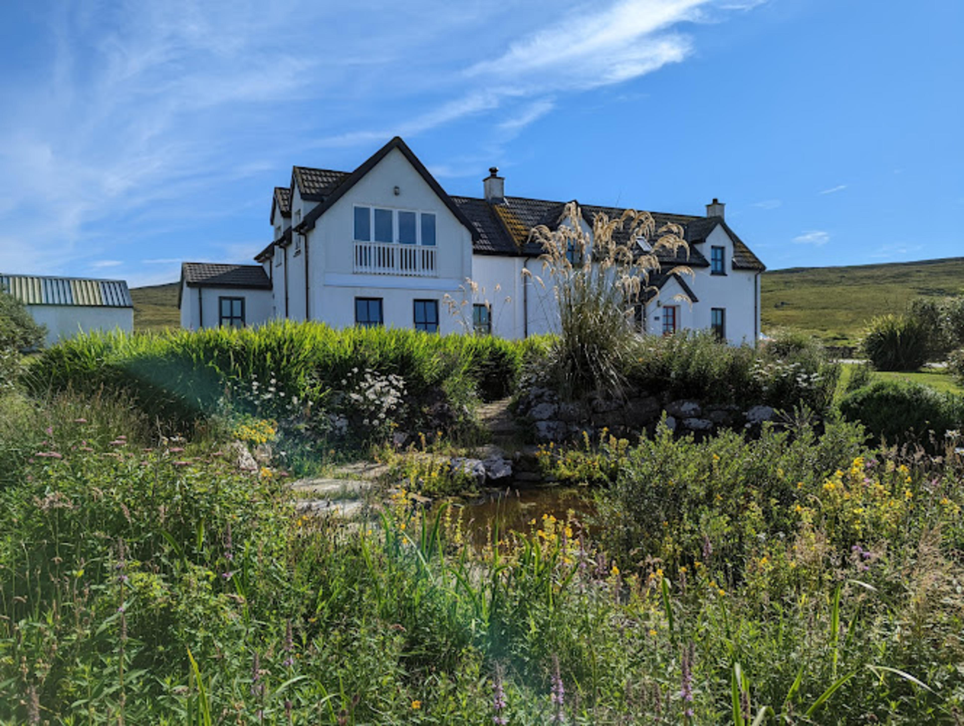 Lon Ban House