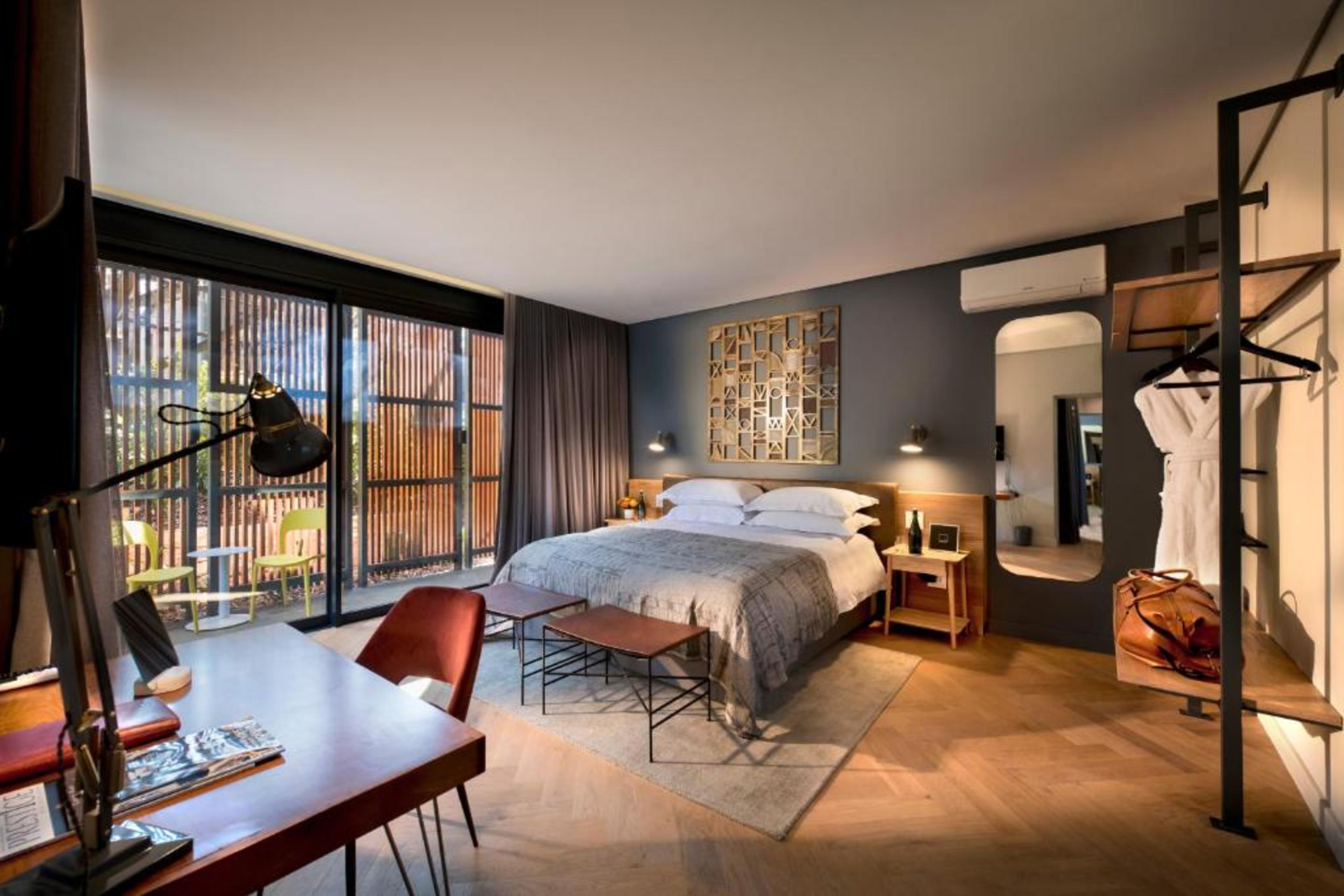 The Peech Hotel