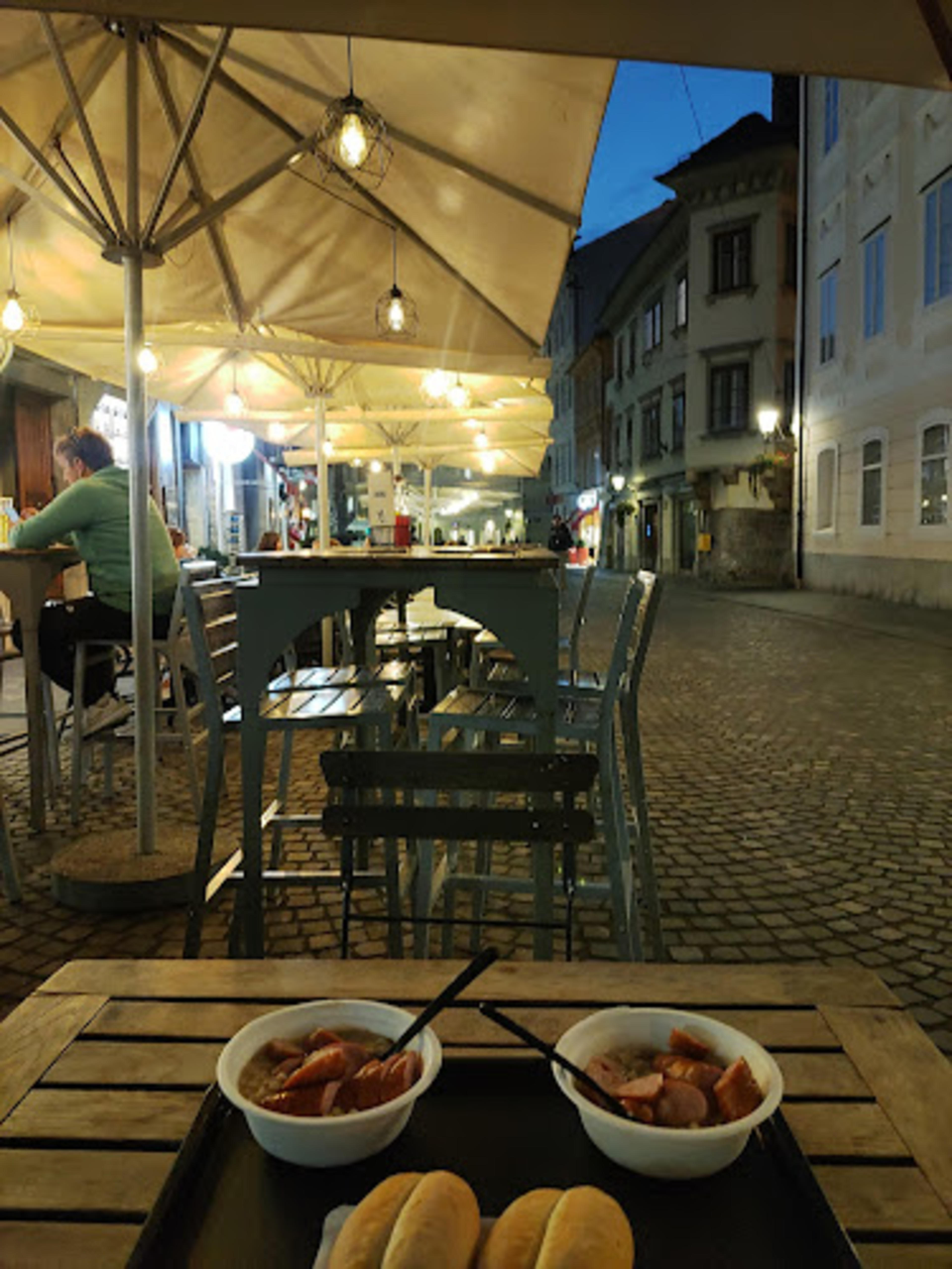 Klobasarna