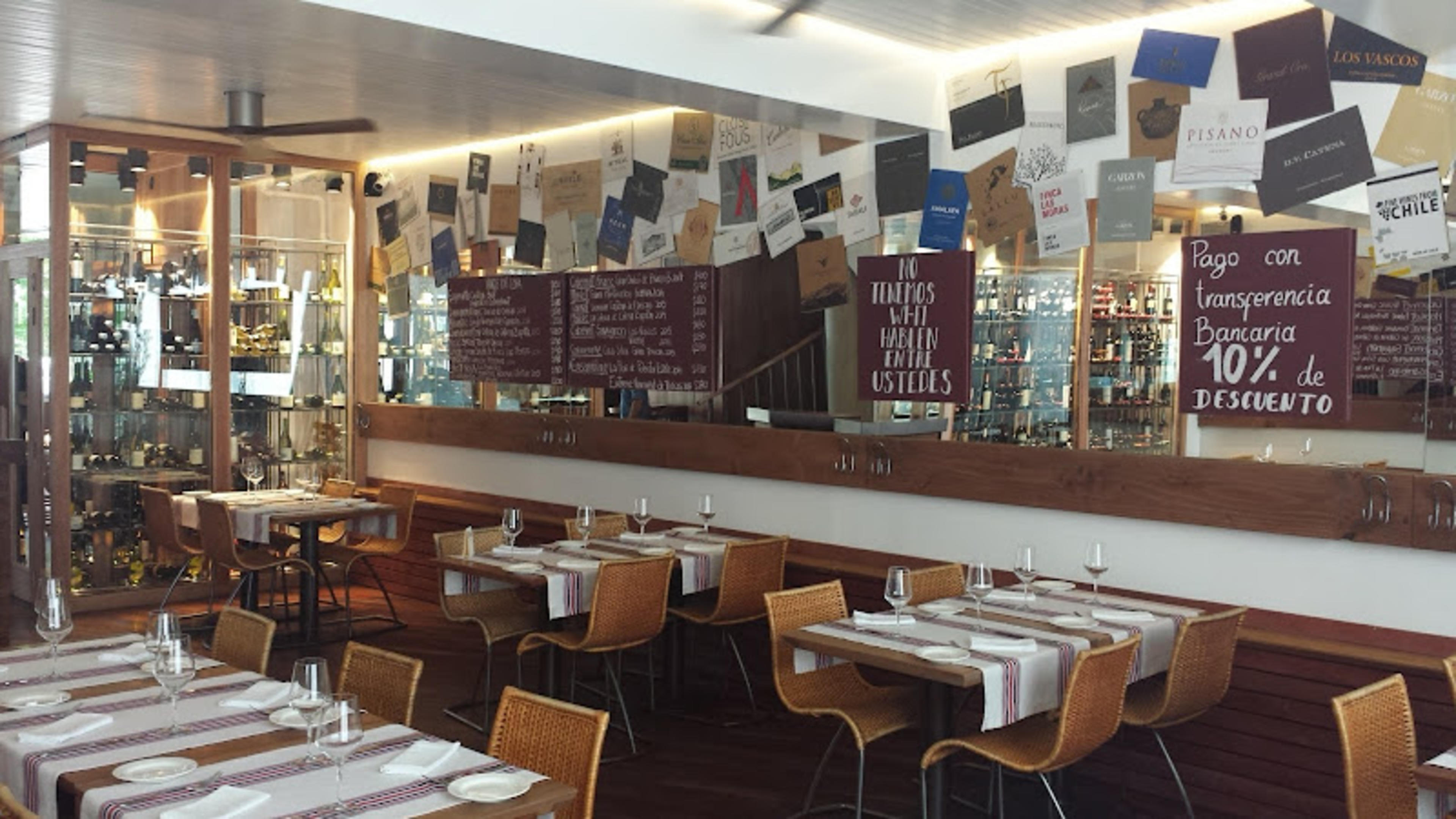Baco Vino y Bistro