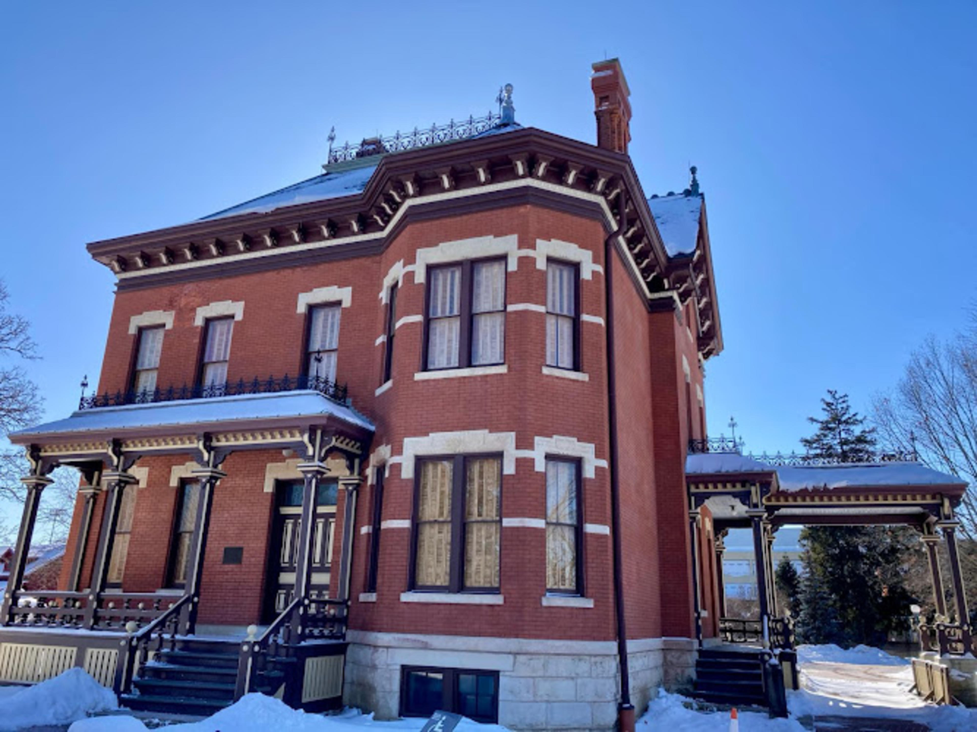 Martin Mitchell Mansion