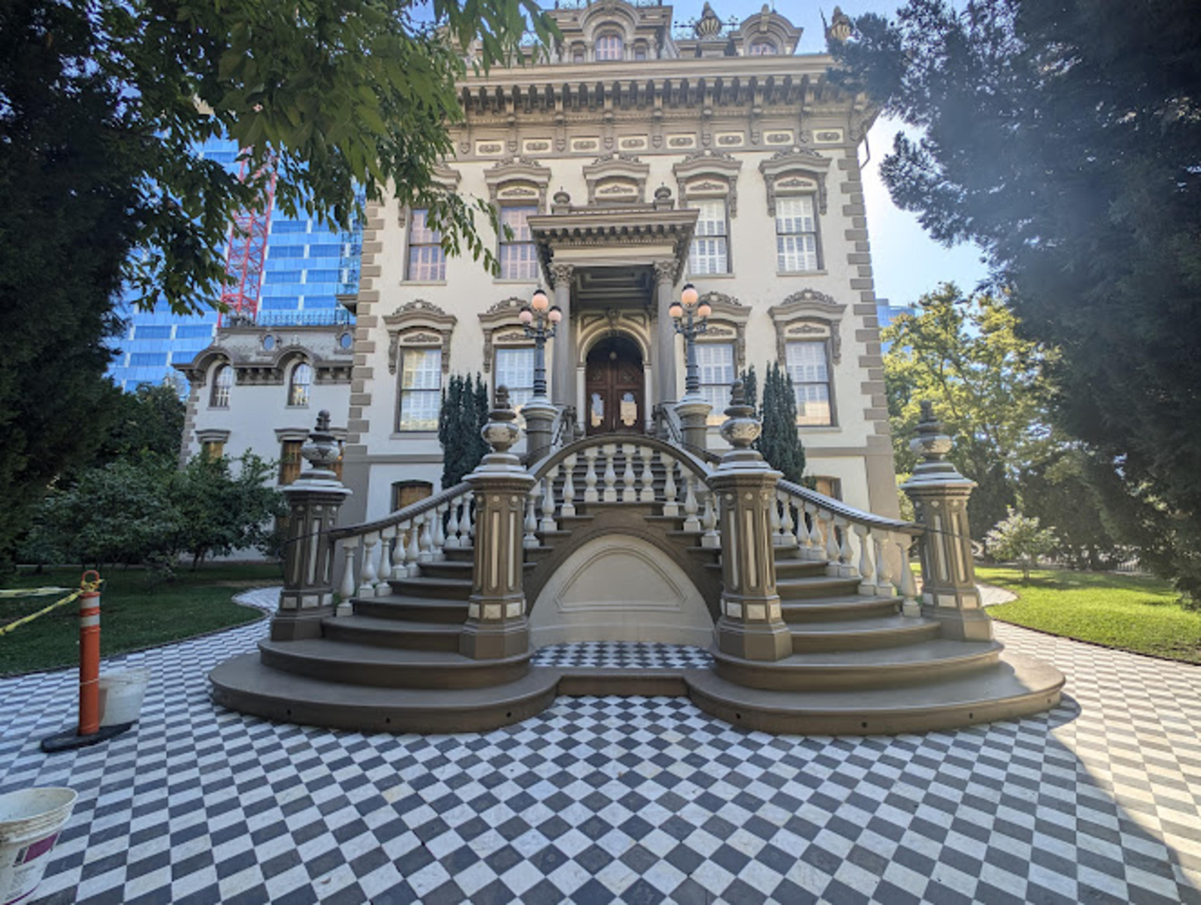 Stanford Mansion
