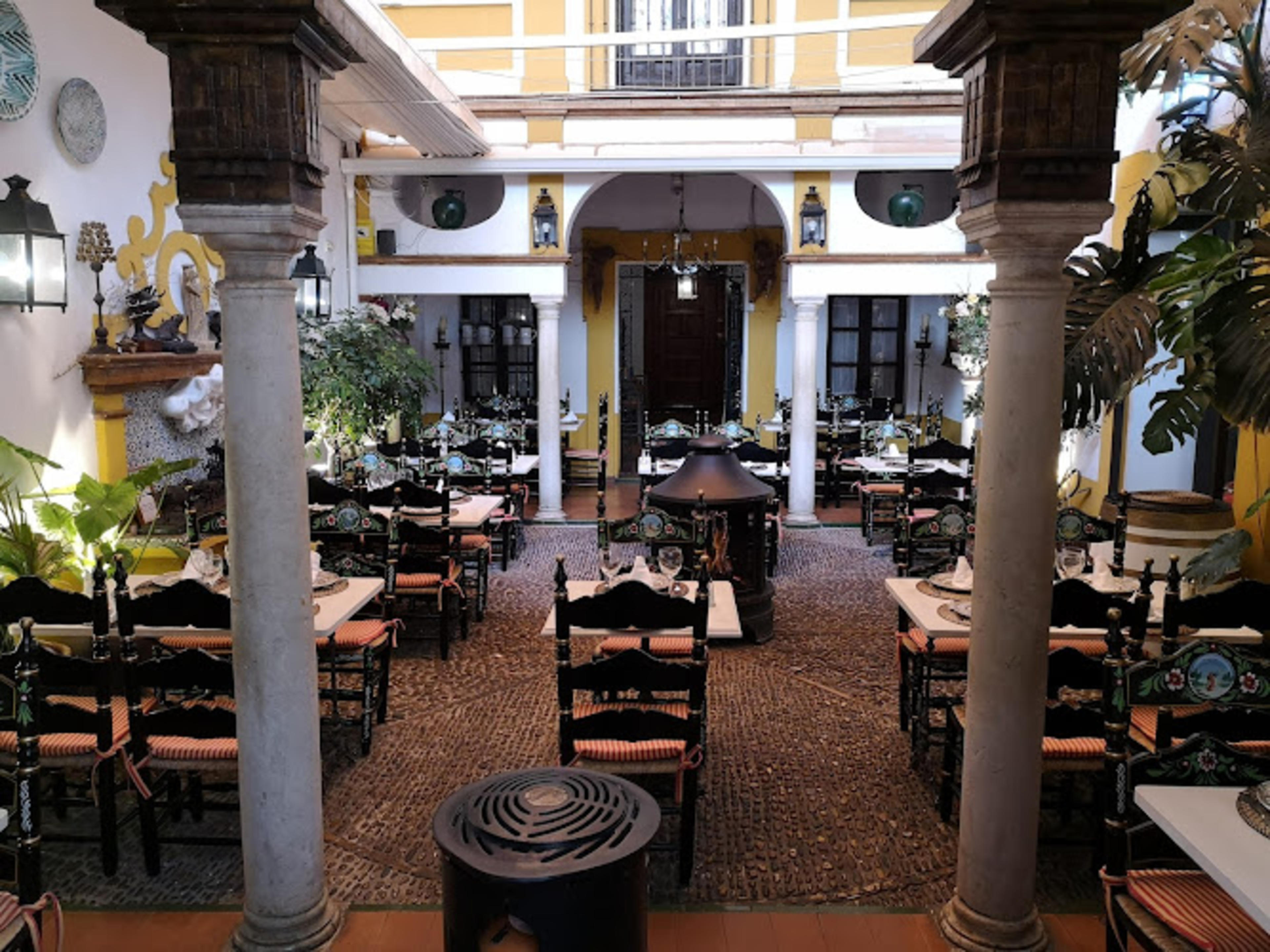 El Librero Tapas Y Quesos
