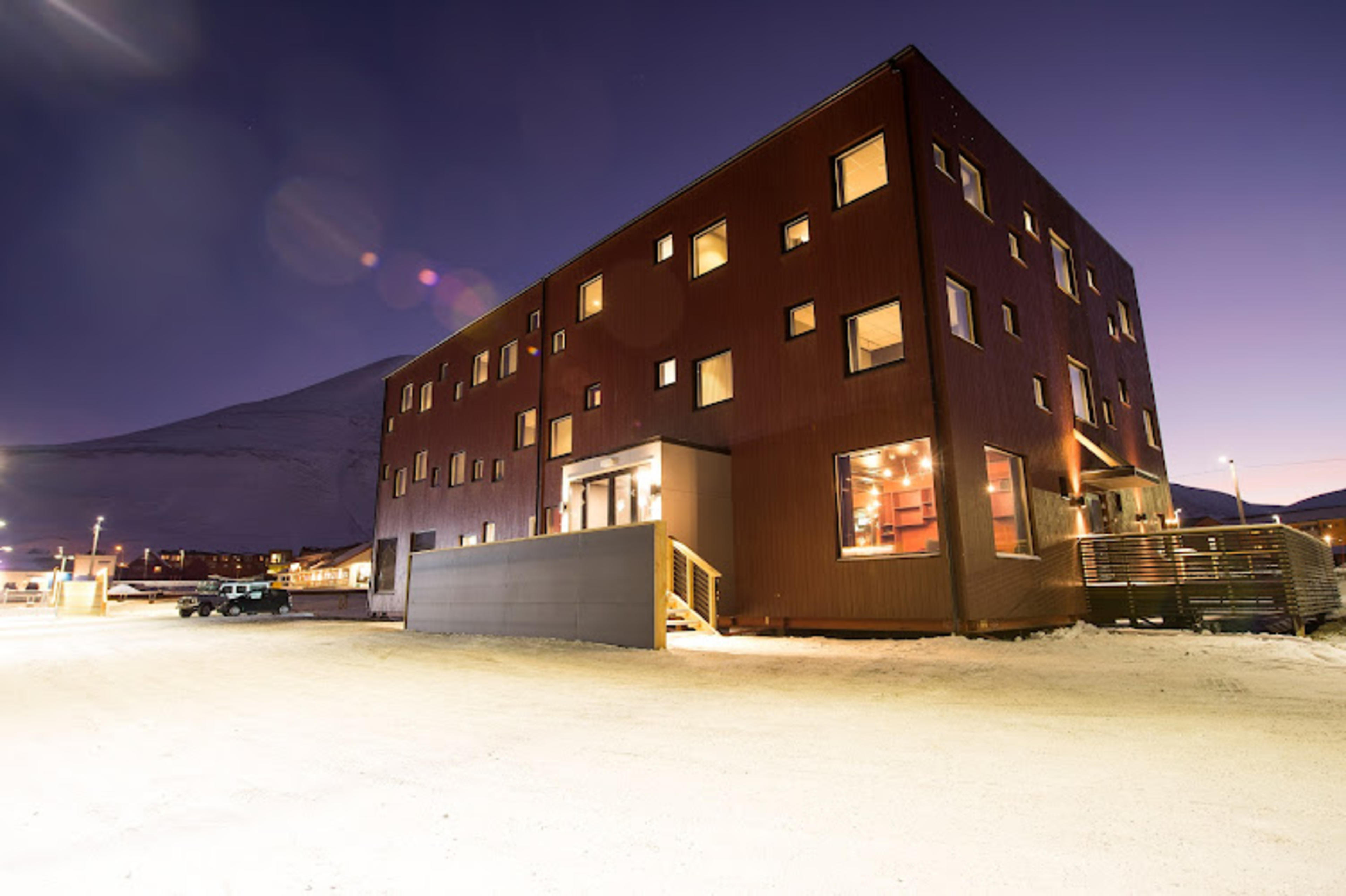Svalbard Hotell | The Vault