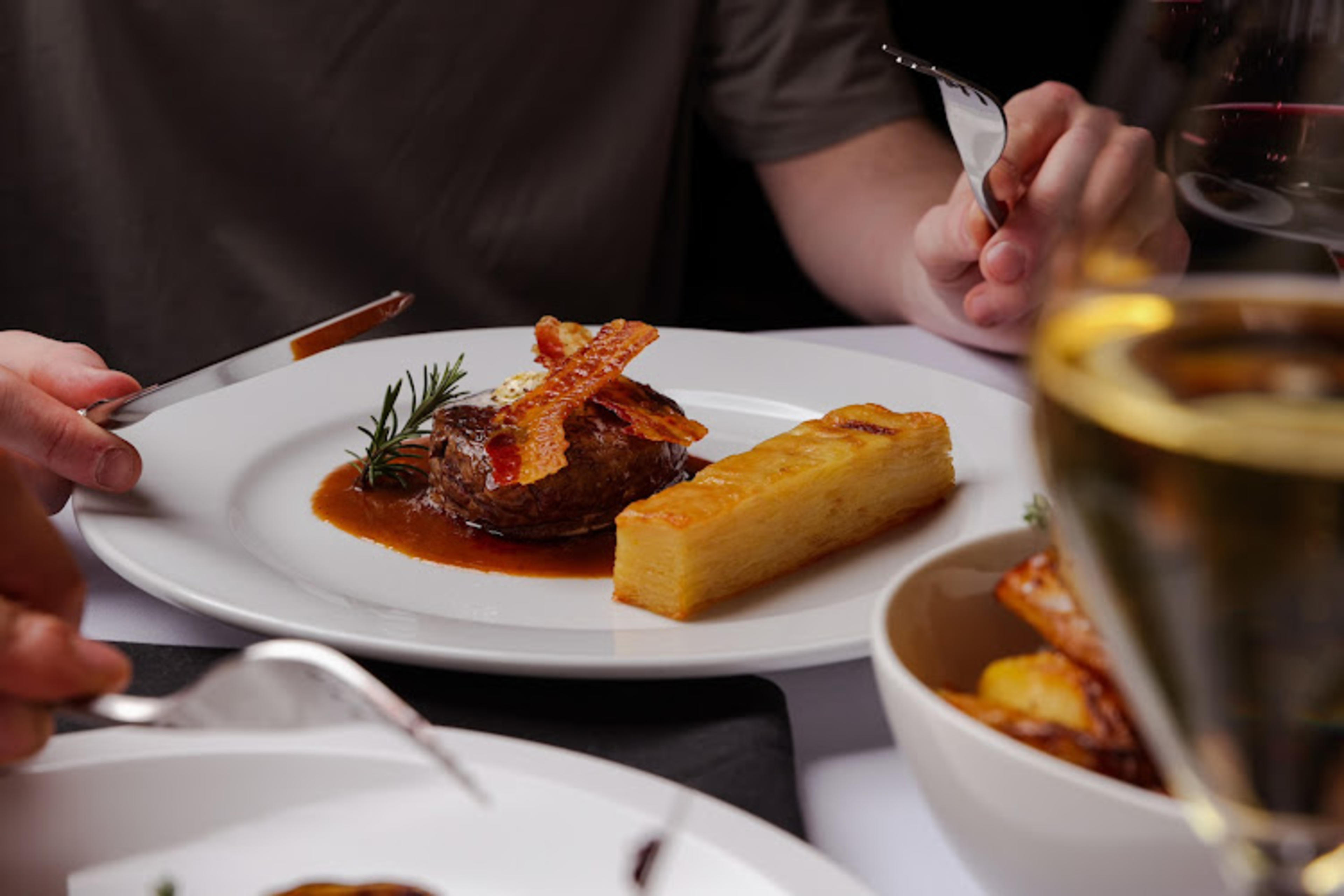 Antica Dining