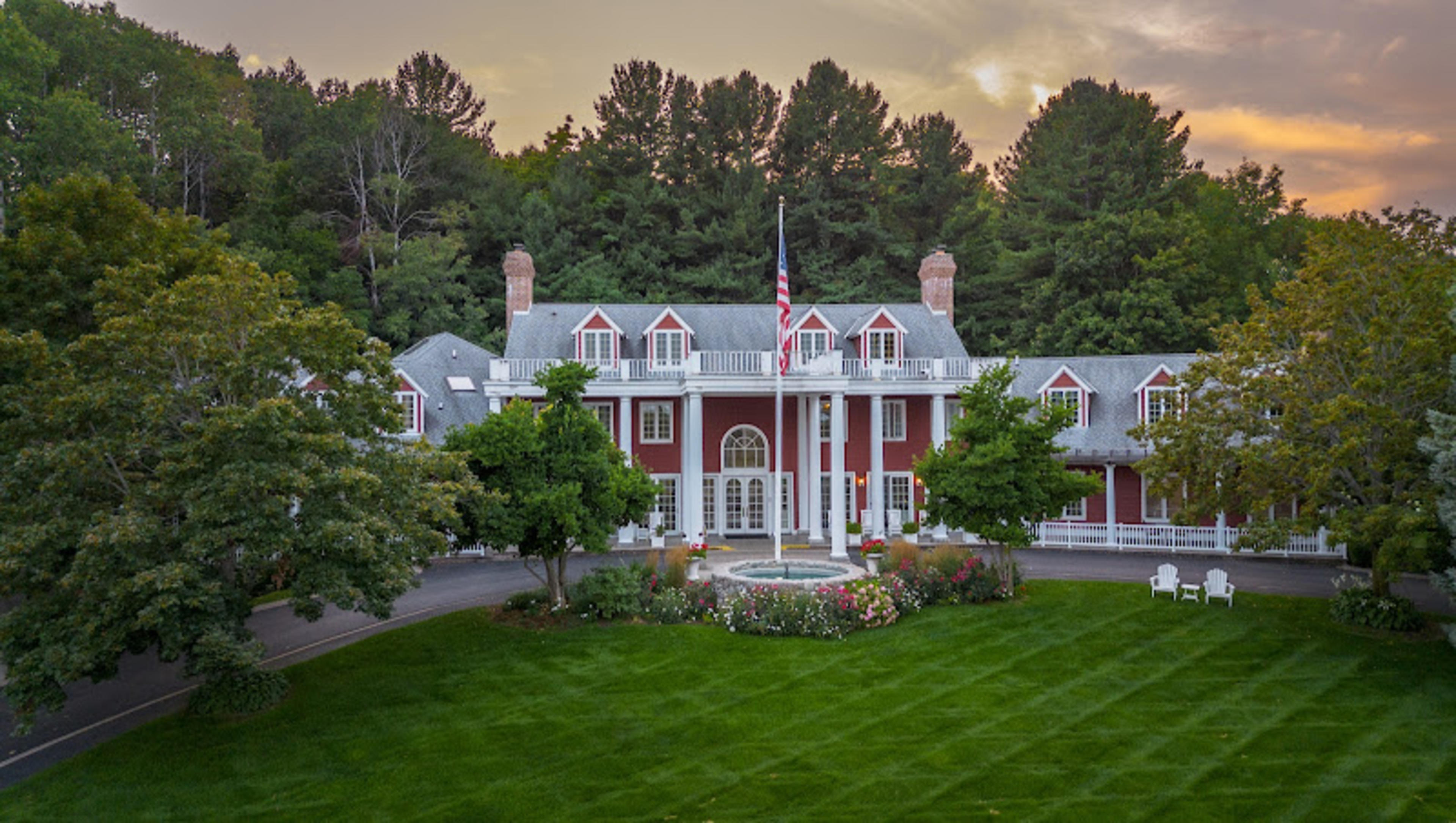 Inn at Black Star Farms