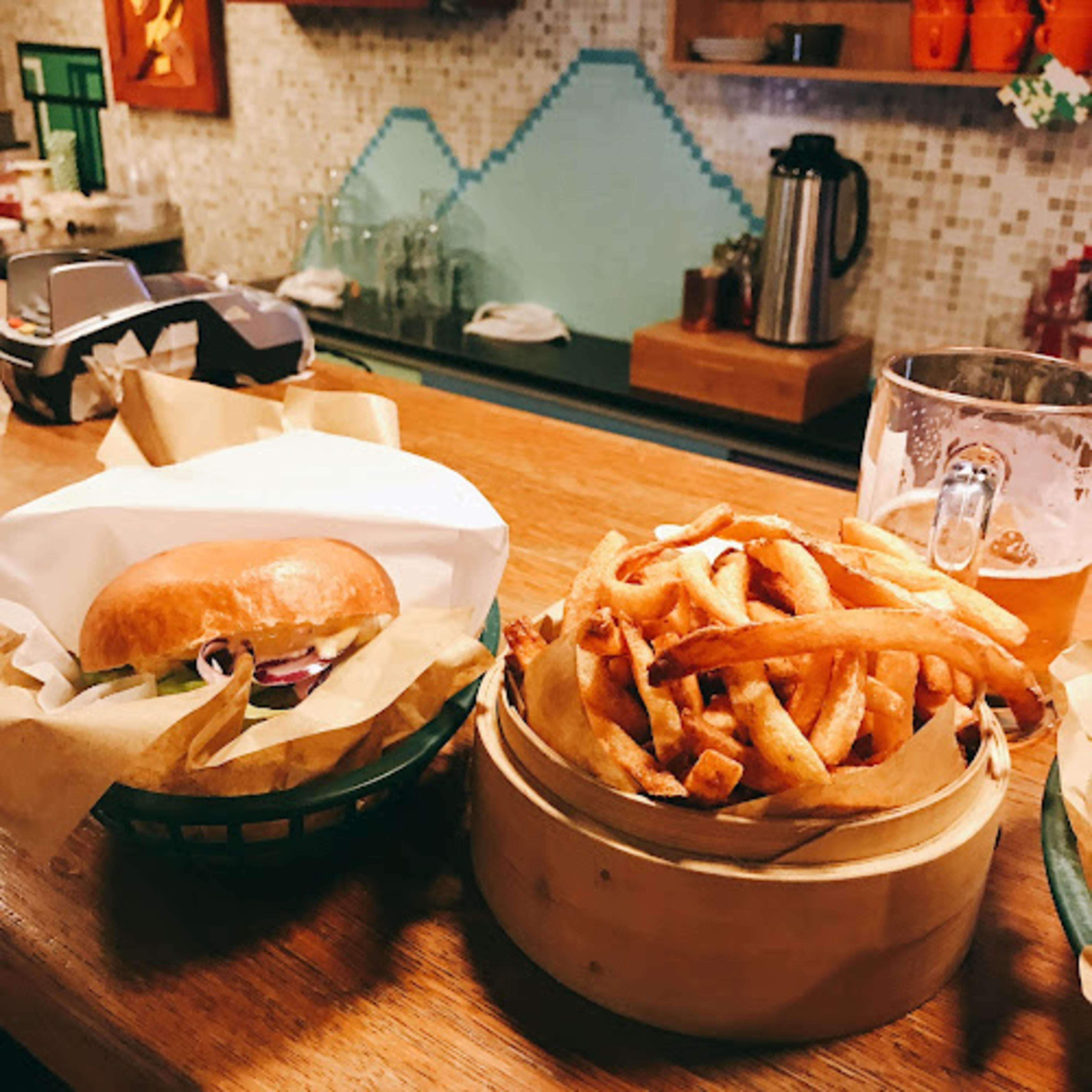 Burgr