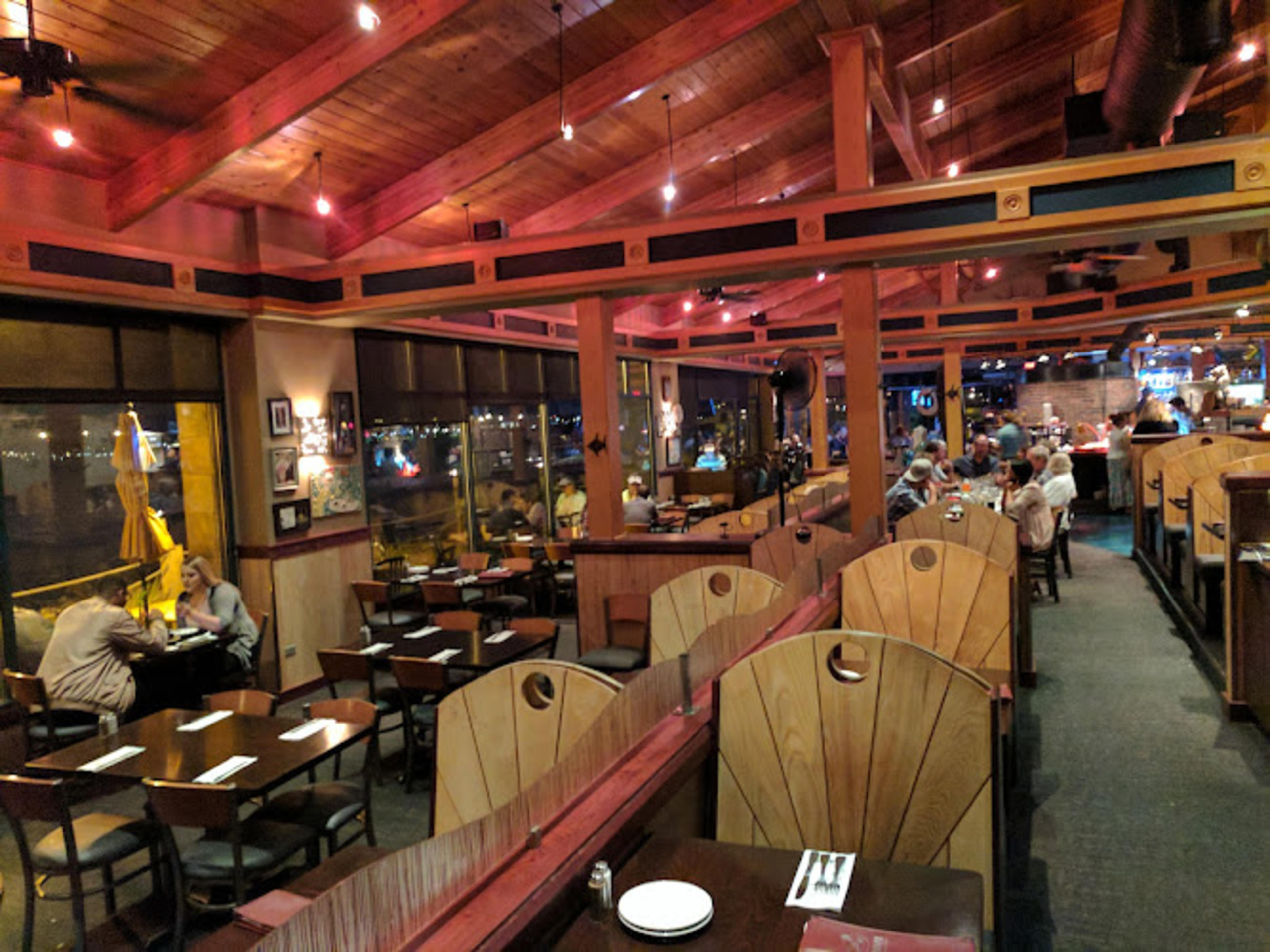 Beaches Restaurant & Bar