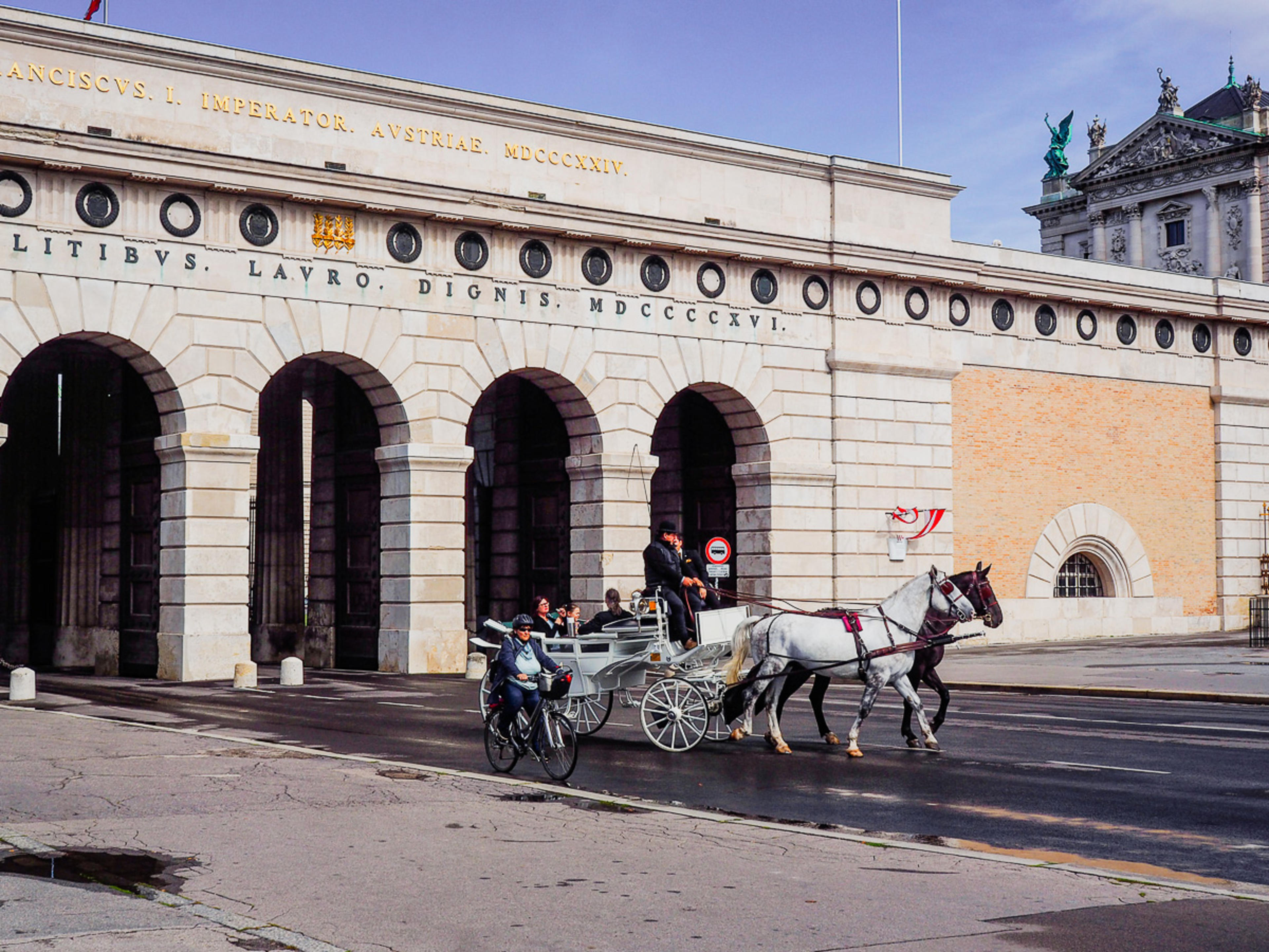 Heldenplatz