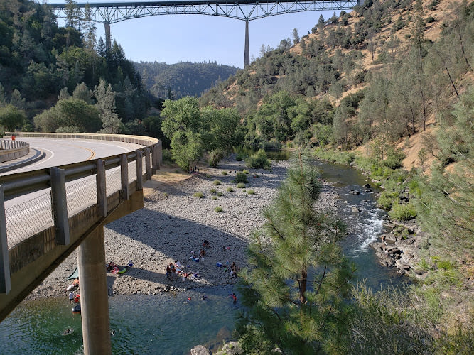 Lake Clementine Trail
