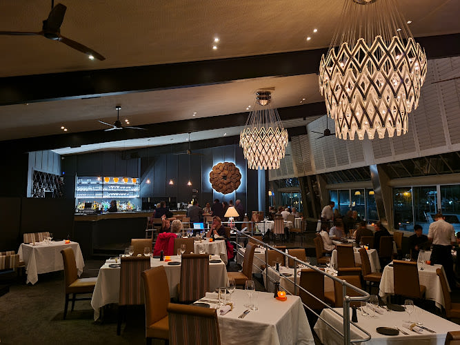 Sails Restaurant
