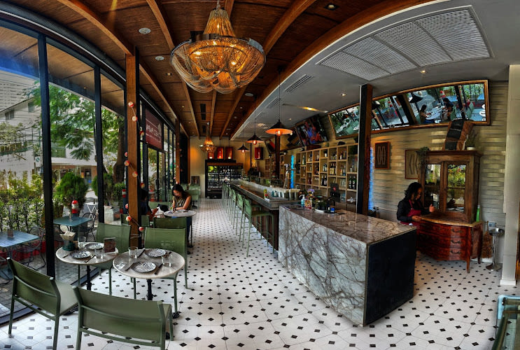 Chez Papa Bangkok