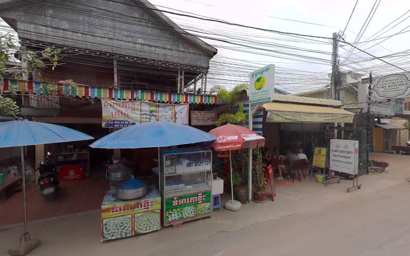 គុយទាវបាក់សៀក 700 Battambang